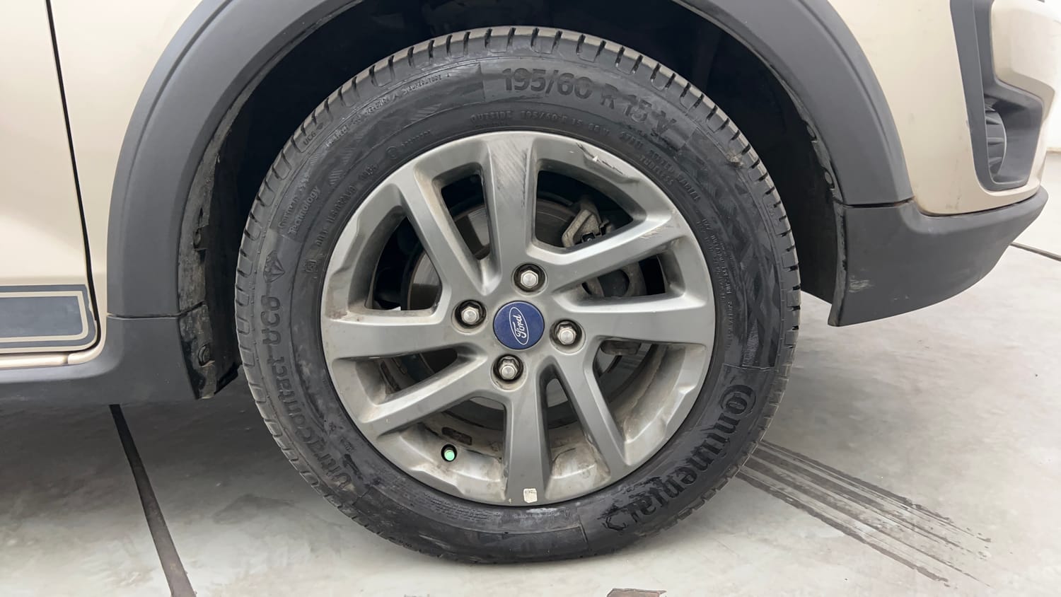 Used 2019 Ford Freestyle Titanium 1.5 TDCi Diesel Manual tyres RIGHT FRONT TYRE RIM VIEW