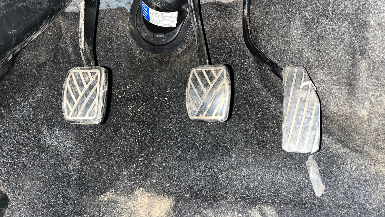 Used 2017 Maruti Suzuki Wagon R VXI+ Petrol Manual interior PEDALS VIEW