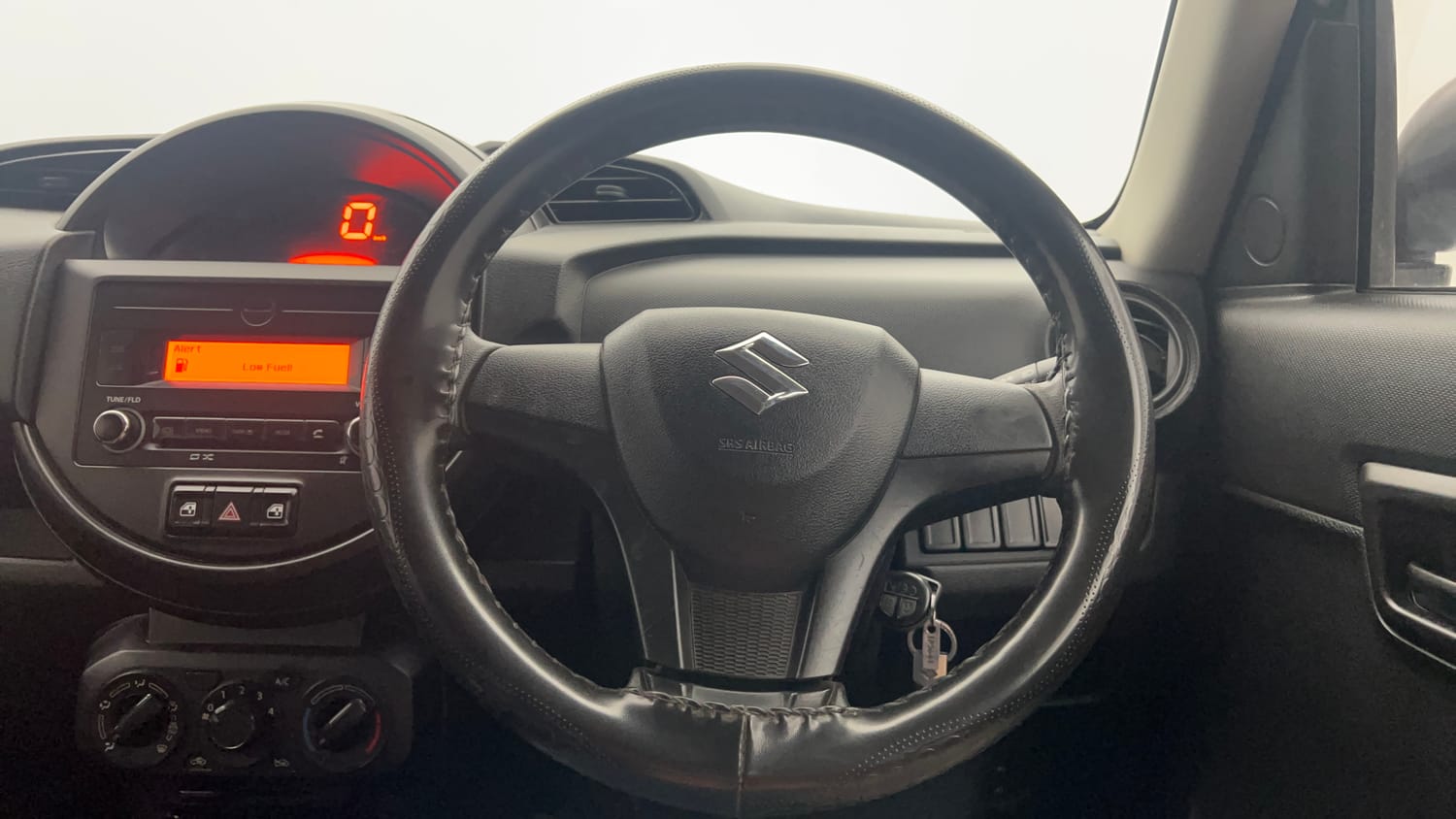Used 2022 Maruti Suzuki S-Presso VXi (O) Petrol Manual interior STEERING VIEW