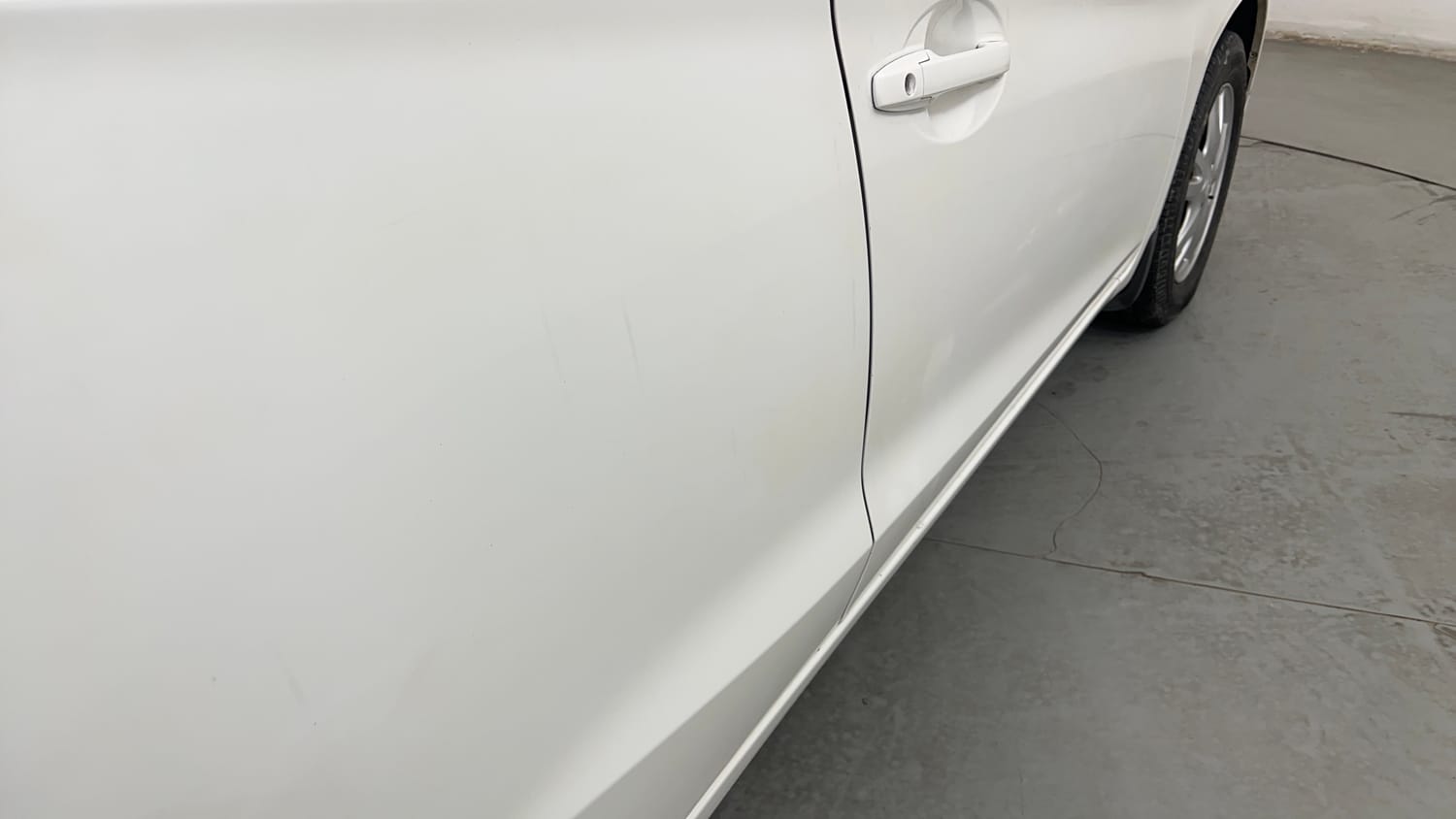 Used 2016 Honda Brio VX MT Petrol Manual dents MINOR SCRATCH