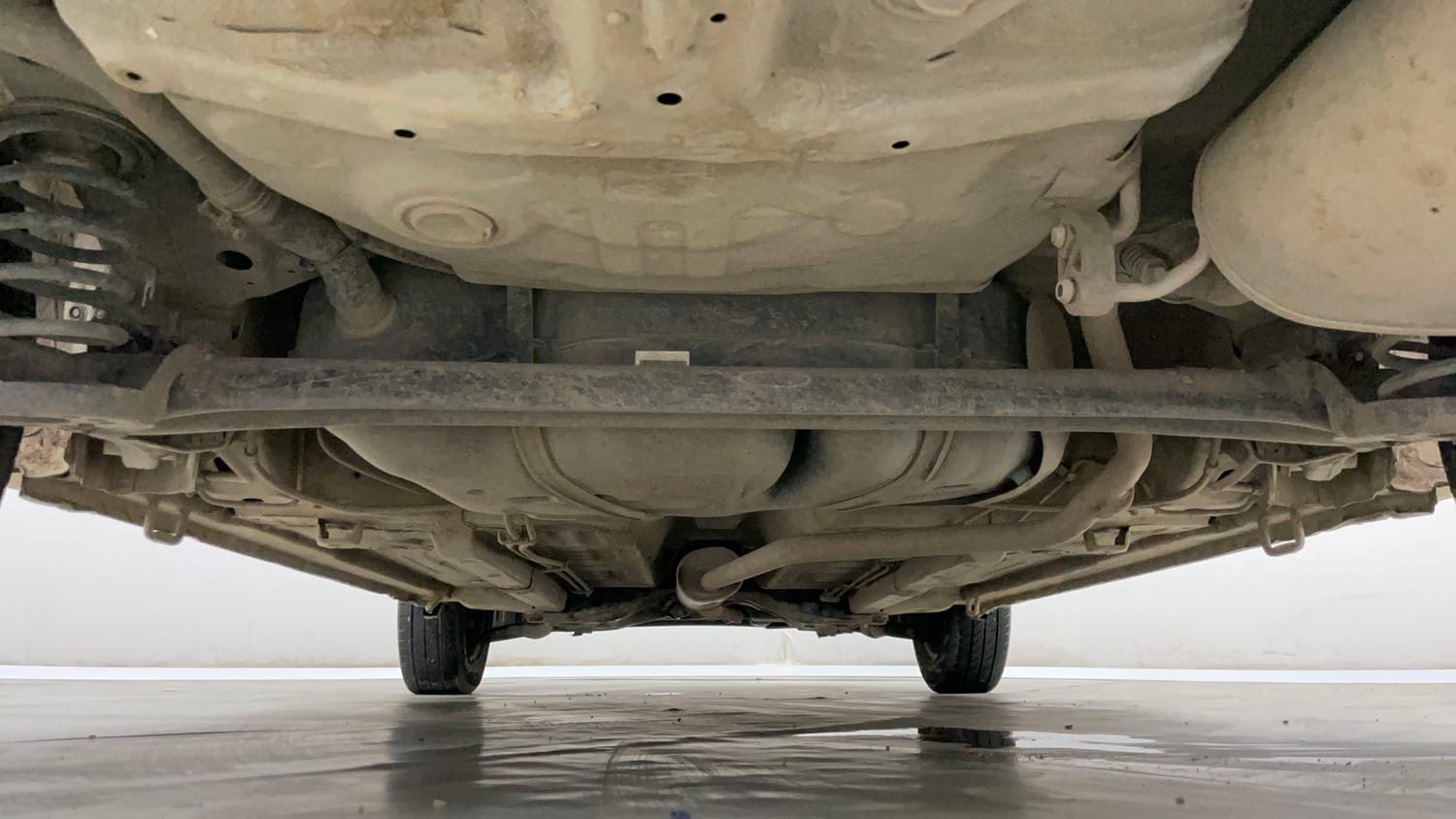 Used 2017 Maruti Suzuki Celerio ZXi AMT Petrol Automatic extra REAR UNDERBODY VIEW (TAKEN FROM REAR)