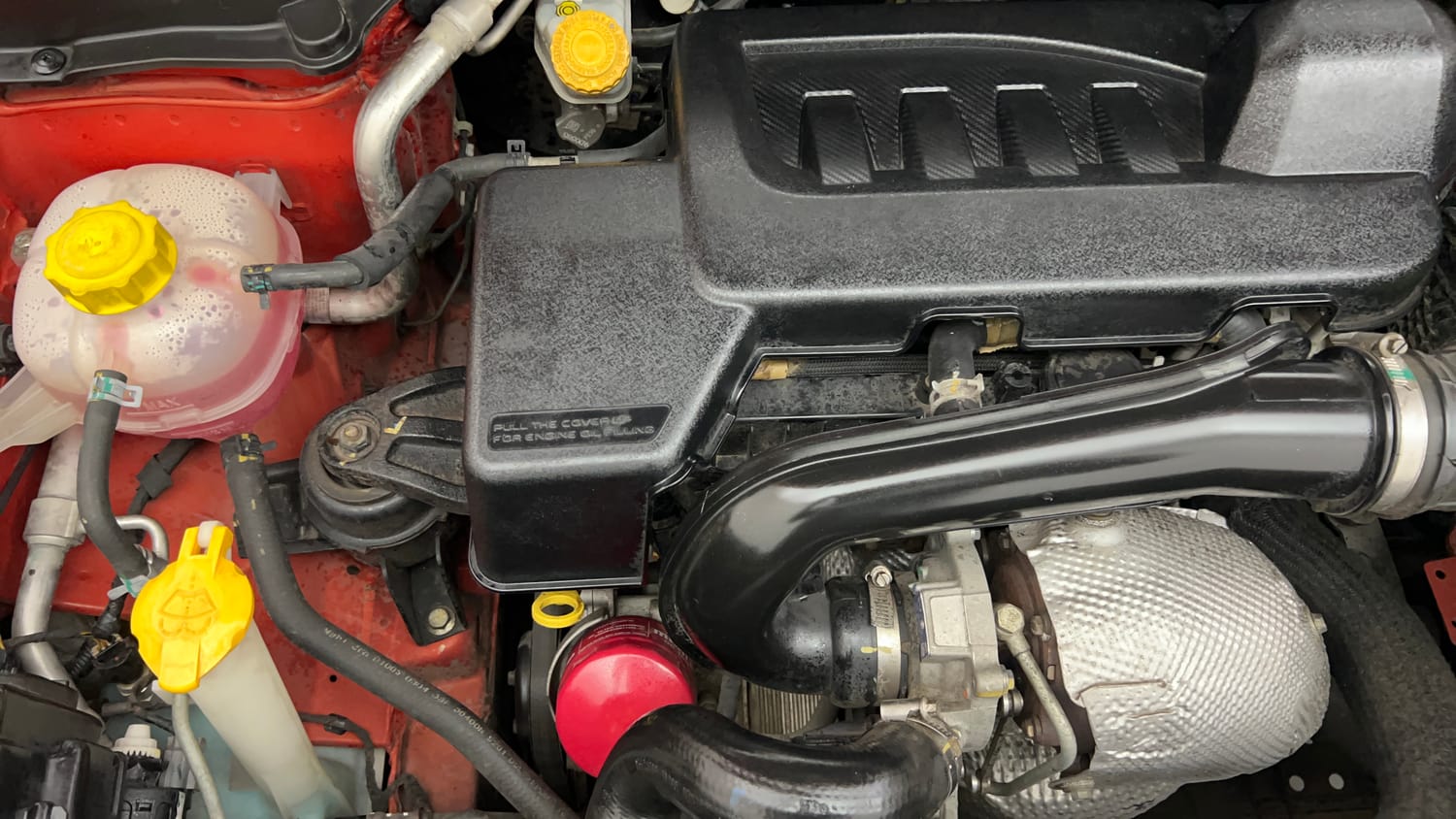 Used 2019 Mahindra XUV 300 1.5 W8 Diesel Manual engine ENGINE RIGHT SIDE VIEW
