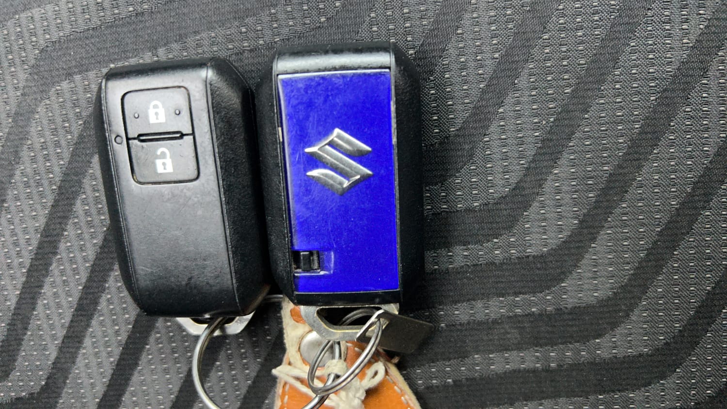 Used 2022 Maruti Suzuki Swift ZXi Plus AMT Petrol Automatic extra CAR KEY VIEW