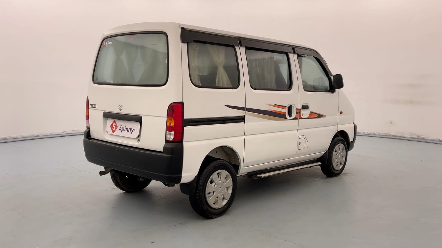 Used 2022 Maruti Suzuki Eeco 5 STR AC (O) Petrol Manual exterior RIGHT REAR CORNER VIEW