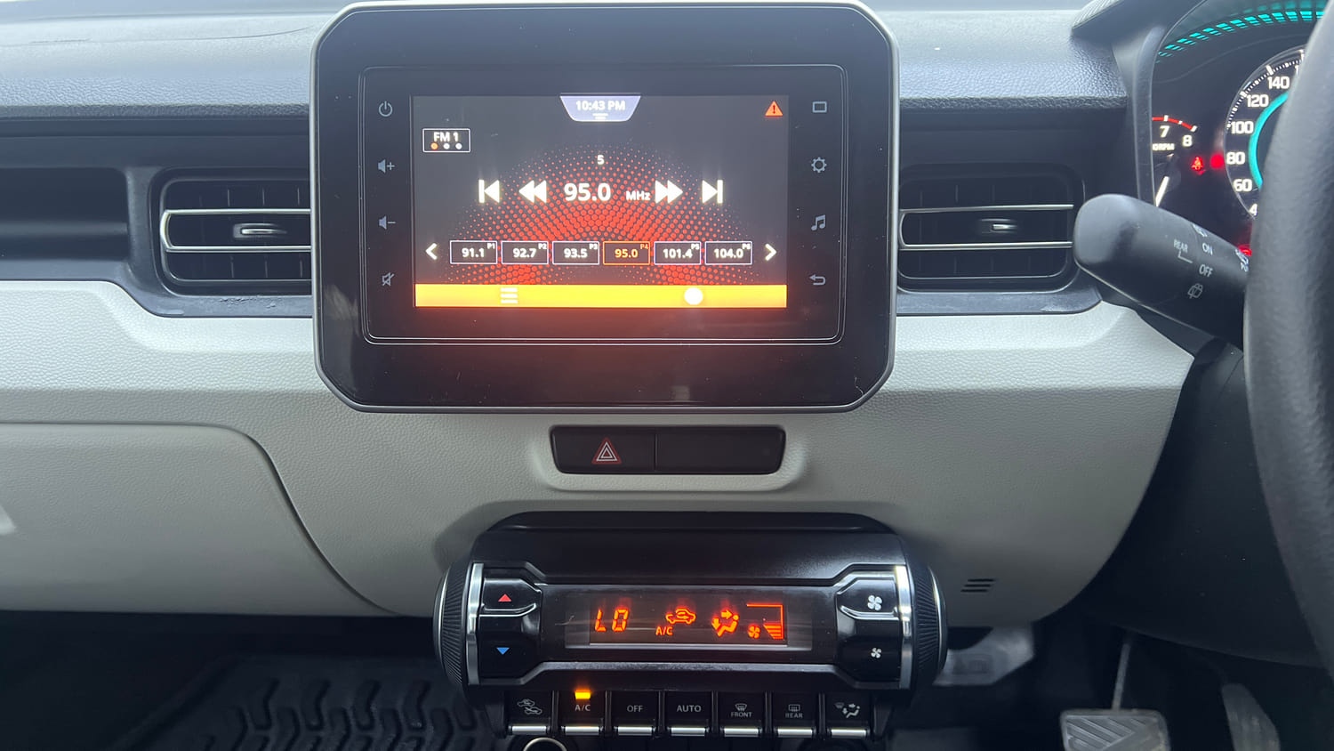 Used 2024 Maruti Suzuki Ignis Alpha 1.2 AMT Petrol Automatic interior MUSIC SYSTEM & AC CONTROL VIEW