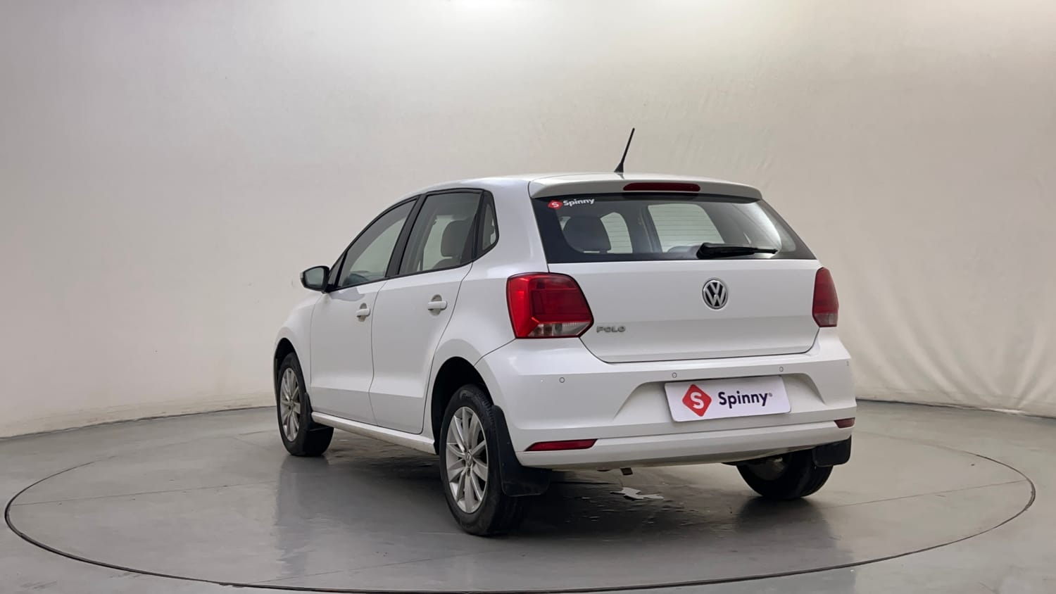 Used 2017 Volkswagen Polo Highline1.2L (P) Petrol Manual exterior LEFT REAR CORNER VIEW