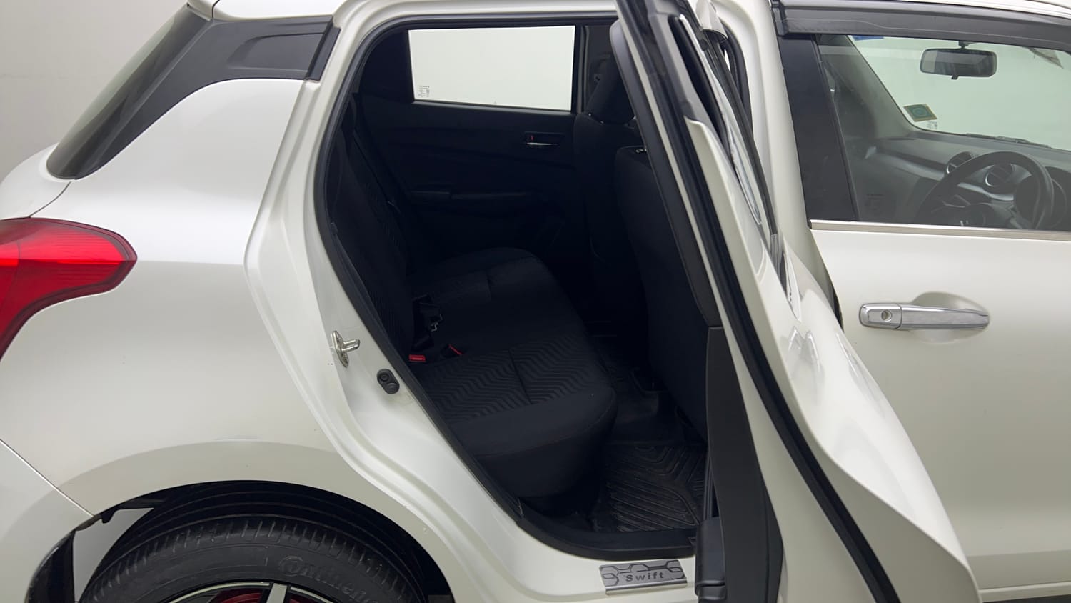 Used 2021 Maruti Suzuki Swift VXi AMT Petrol Automatic interior RIGHT SIDE REAR DOOR CABIN VIEW