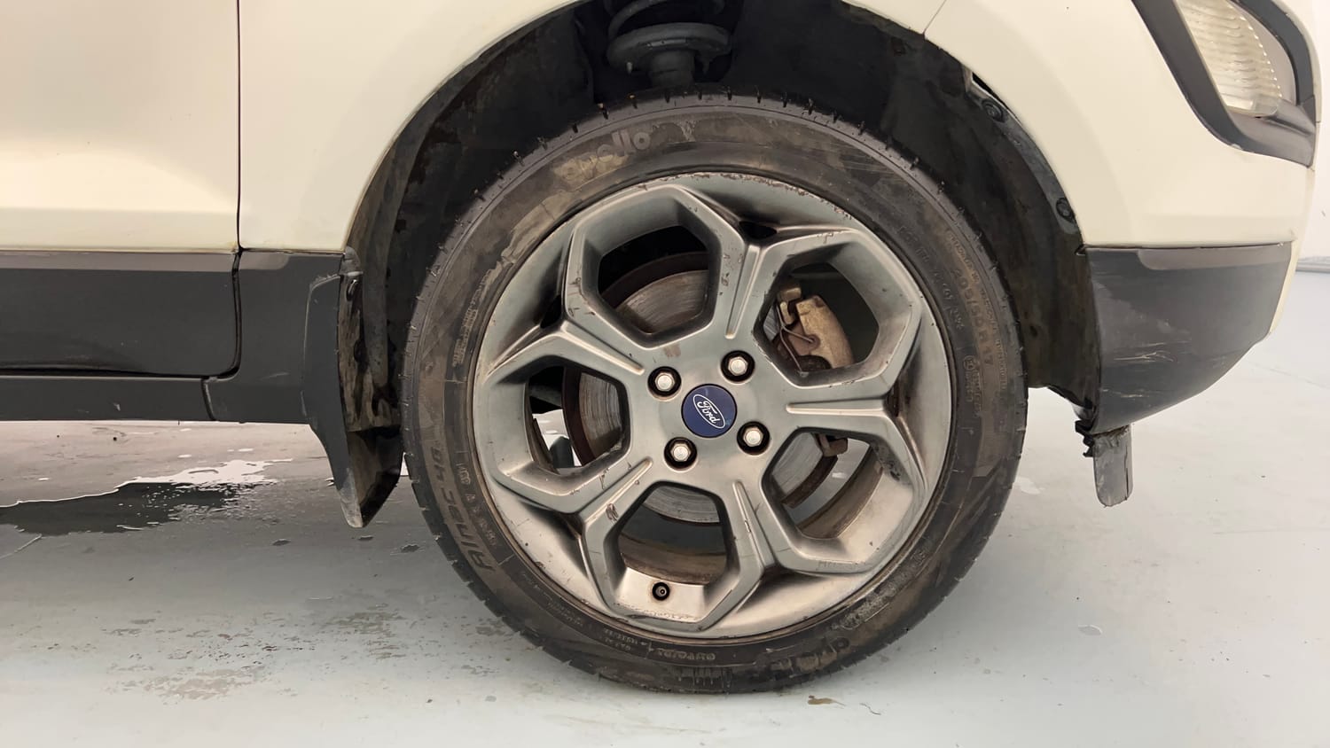 Used 2018 Ford EcoSport S Petrol Petrol Manual tyres RIGHT FRONT TYRE RIM VIEW