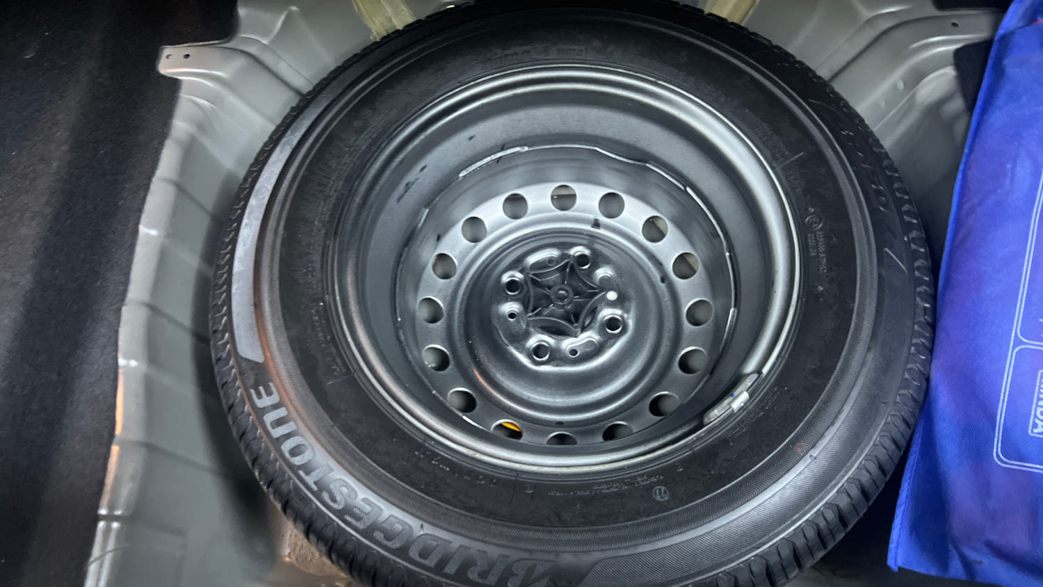 Used 2022 Tata Altroz XZ Plus Petrol Dark Edition Petrol Manual tyres SPARE TYRE VIEW