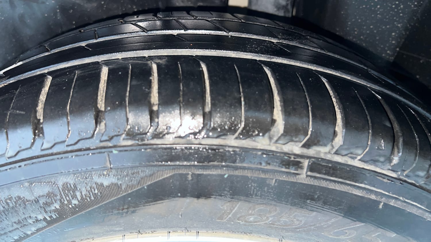 Used 2017 Maruti Suzuki Ciaz Zeta 1.4 MT Petrol Manual tyres LEFT REAR TYRE TREAD VIEW