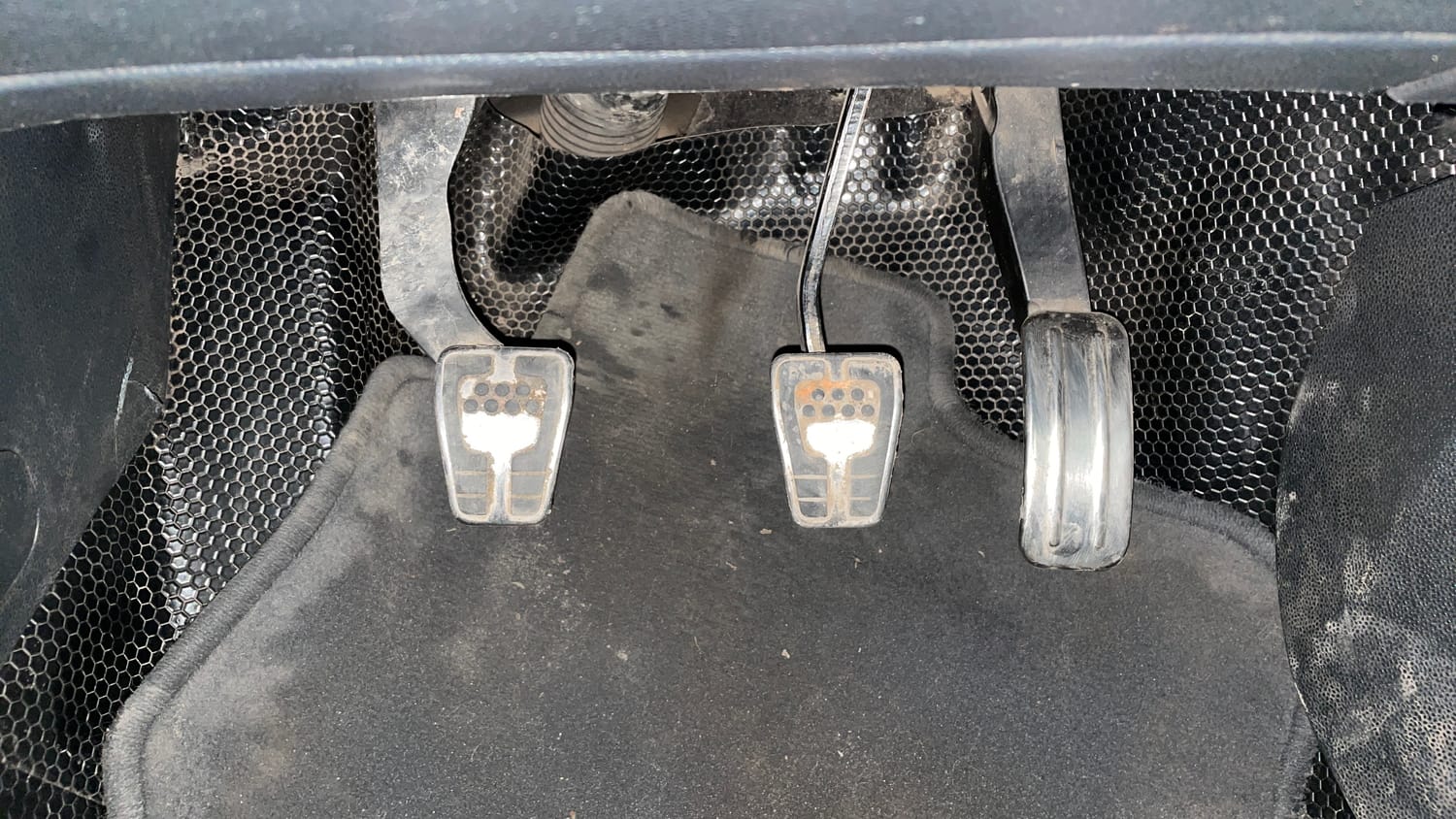 Used 2018 Ford EcoSport Titanium + 1.5L TDCi Diesel Manual interior PEDALS VIEW