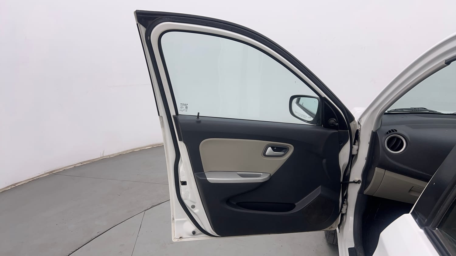 Used 2016 Maruti Suzuki Alto K10 VXi Petrol Manual interior LEFT FRONT DOOR OPEN VIEW