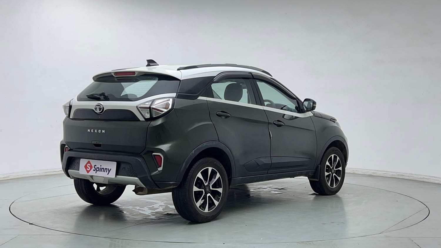 Used 2020 Tata Nexon XZ Plus (O) Petrol Manual exterior RIGHT REAR CORNER VIEW