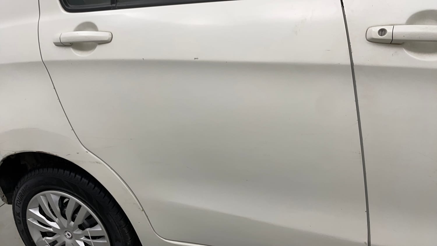Used 2017 Maruti Suzuki Celerio ZXi AMT Petrol Automatic dents MINOR SCRATCH