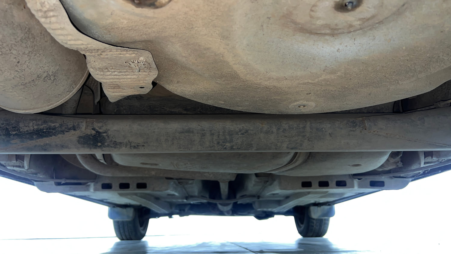 Used 2013 Volkswagen Polo Comfortline 1.2L (P) Petrol Manual extra REAR UNDERBODY VIEW (TAKEN FROM REAR)