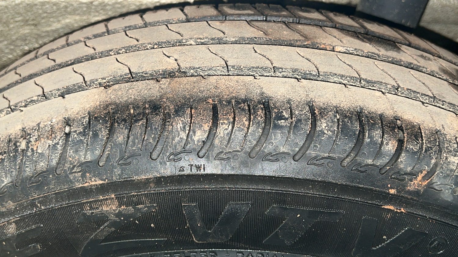 Used 2022 Maruti Suzuki S-Presso VXi (O) Petrol Manual tyres LEFT REAR TYRE TREAD VIEW