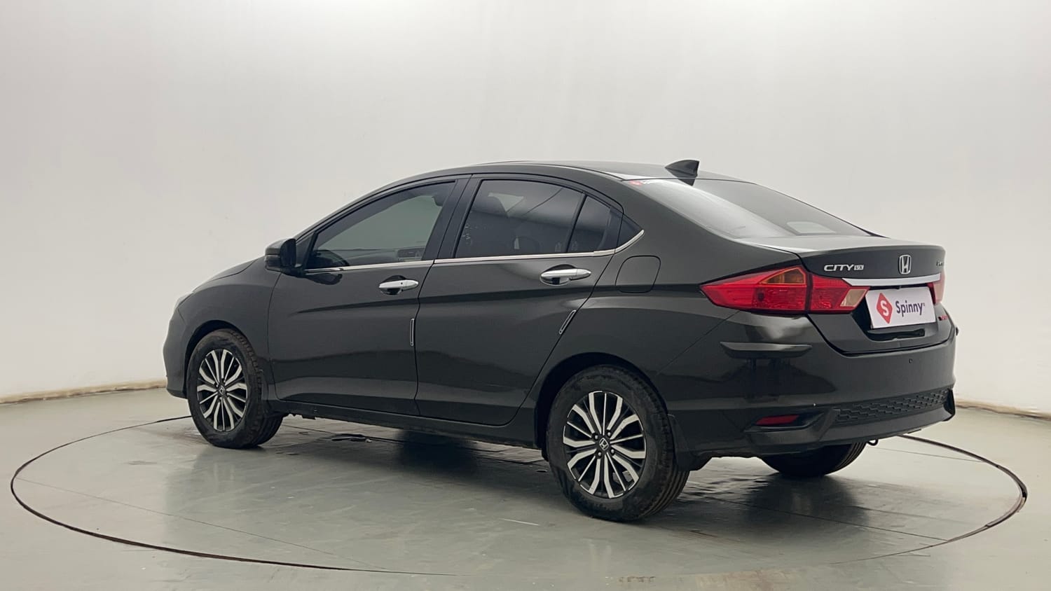 Used 2018 Honda City VX Petrol Petrol Manual exterior LEFT REAR CORNER VIEW