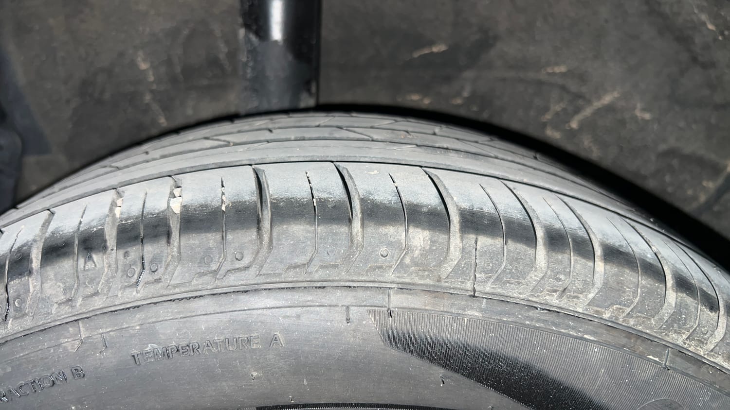 Used 2023 Hyundai i20 N Line N8 1.0 Turbo DCT Petrol Automatic tyres RIGHT REAR TYRE TREAD VIEW