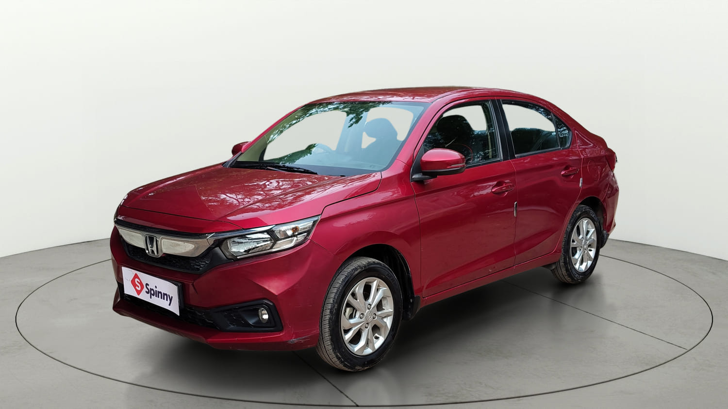 Used 2020 Honda Amaze 1.2 V MT Petrol Petrol Manual exterior LEFT FRONT CORNER VIEW