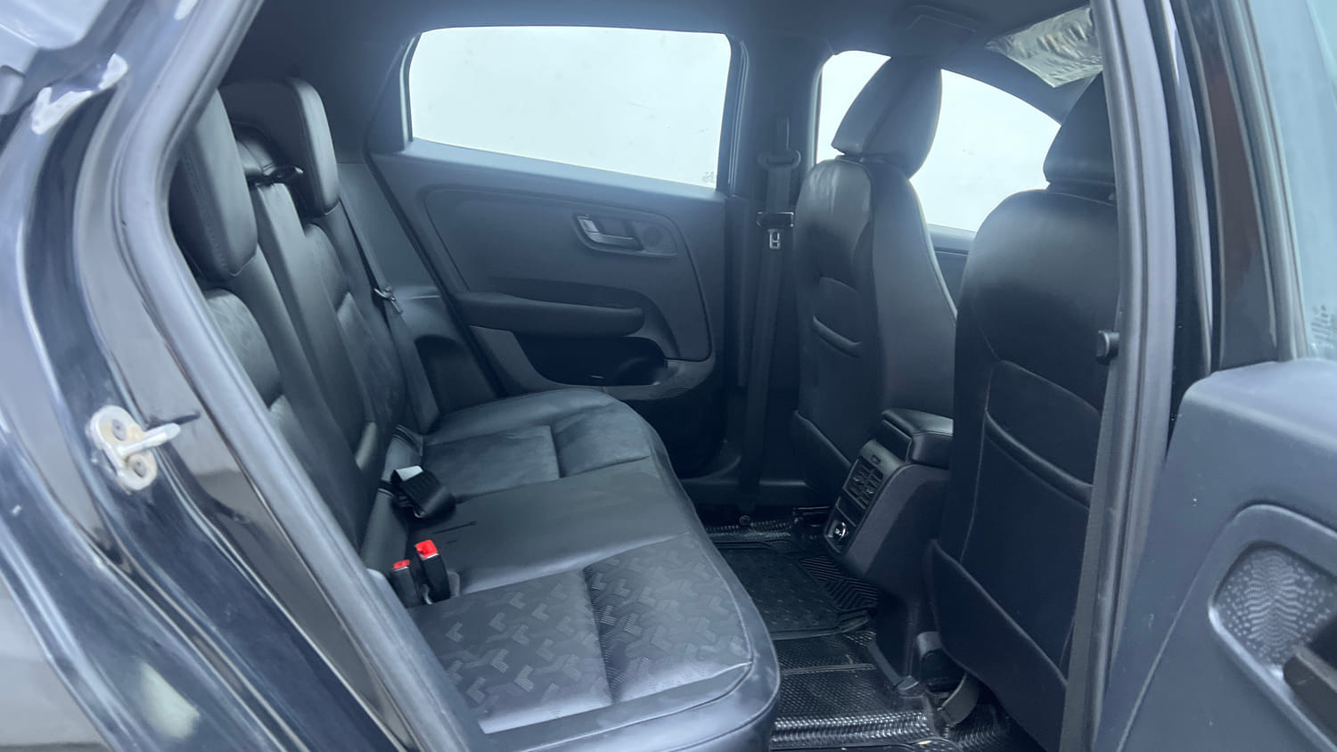 Used 2022 Tata Altroz XZ Plus Petrol Dark Edition Petrol Manual interior RIGHT SIDE REAR DOOR CABIN VIEW