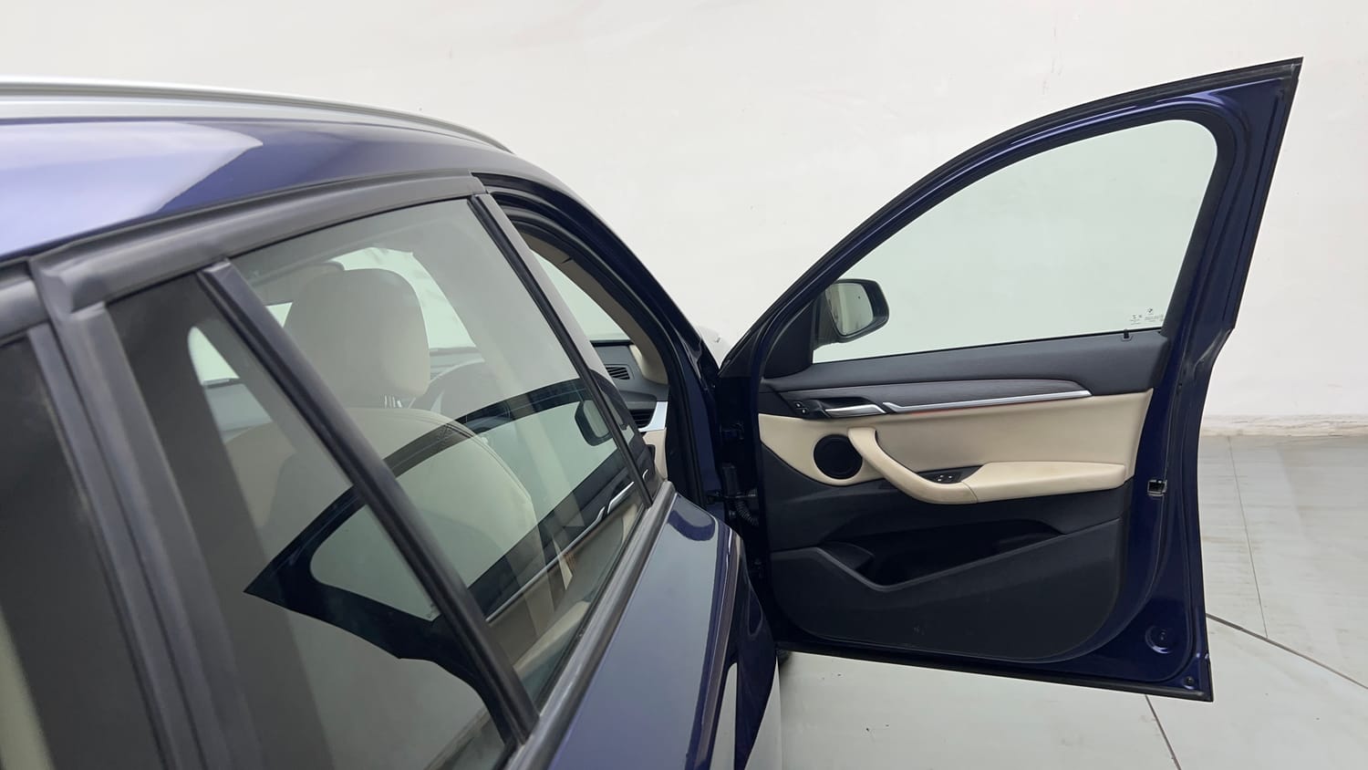 Used 2019 BMW X1 sDrive20d xLine Diesel Automatic interior RIGHT FRONT DOOR OPEN VIEW