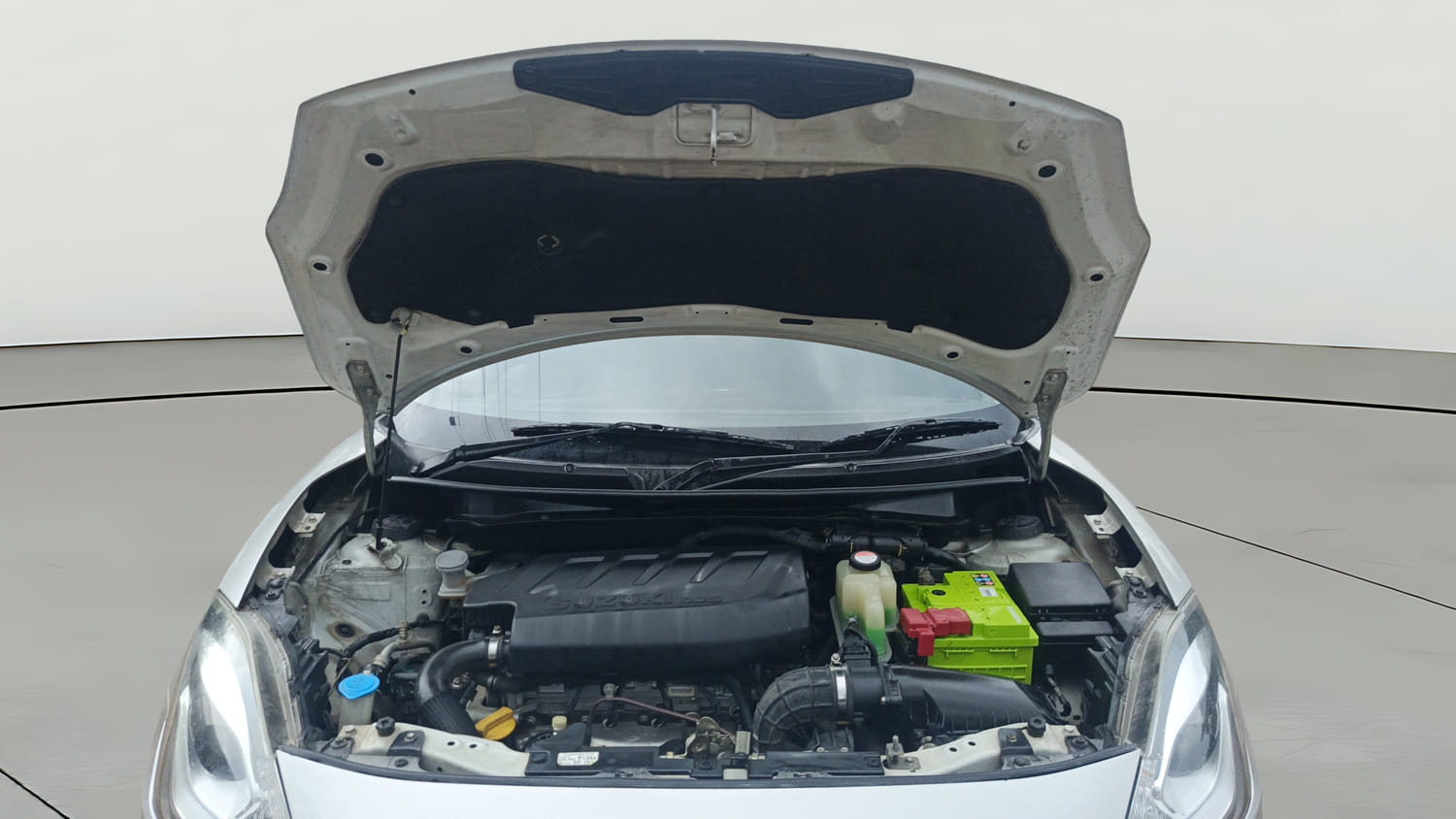 Used 2019 Maruti Suzuki Swift ZDi Plus AMT Diesel Automatic engine ENGINE & BONNET OPEN FRONT VIEW