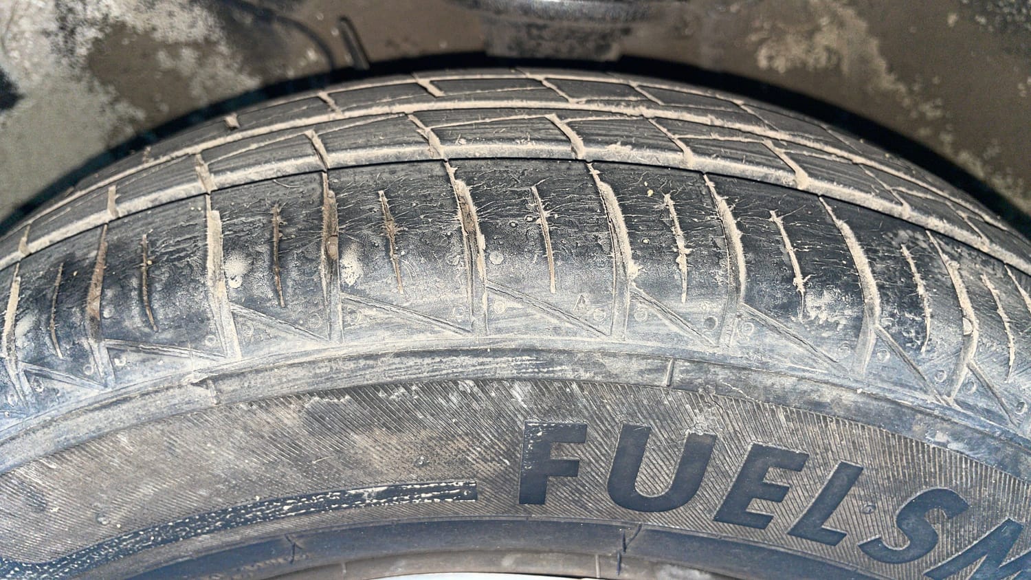 Used 2022 Maruti Suzuki Alto 800 LXi (O) CNG Cng Manual tyres LEFT FRONT TYRE TREAD VIEW