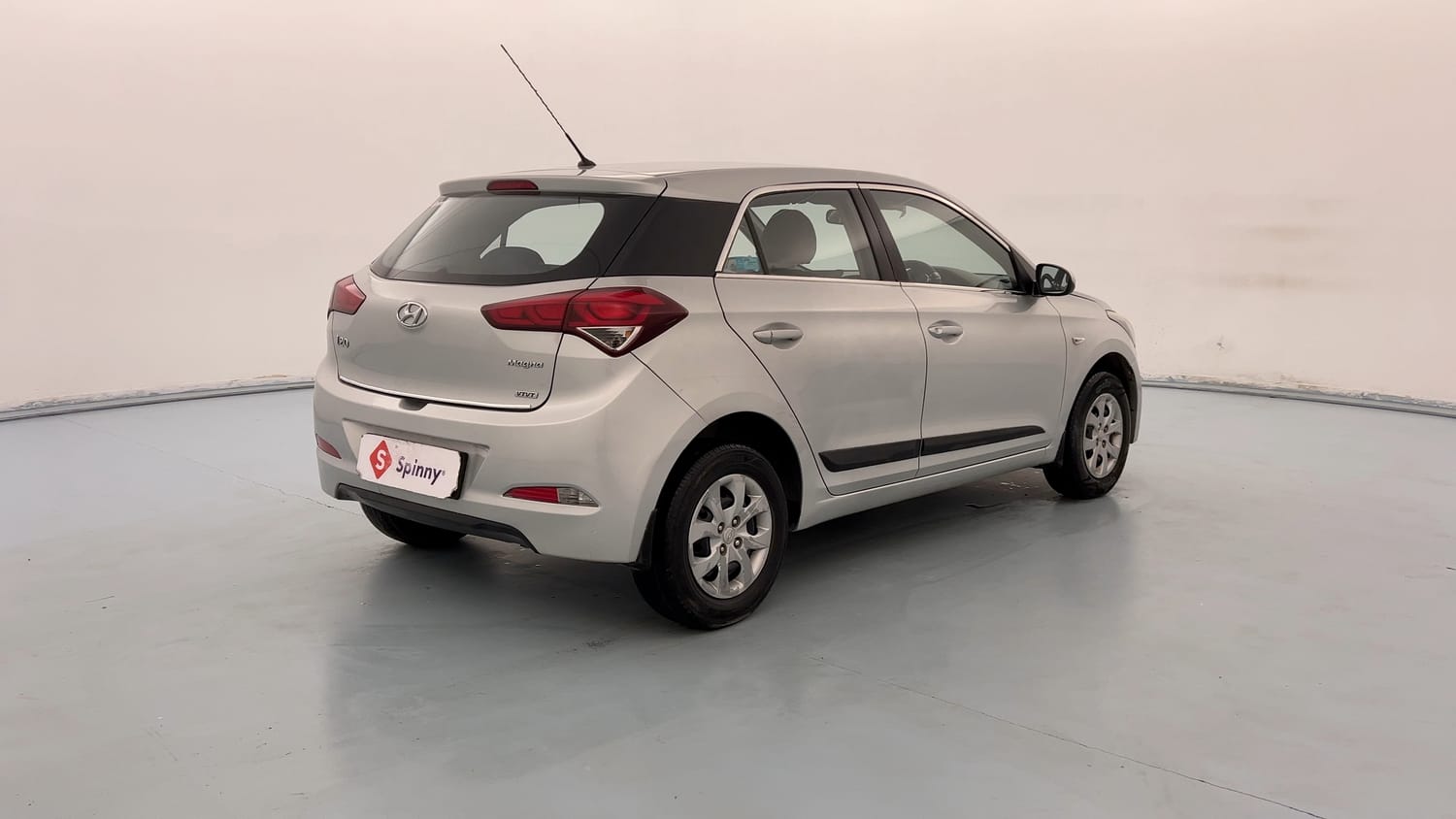 Used 2015 Hyundai Elite i20 Magna 1.2 Petrol Manual exterior RIGHT REAR CORNER VIEW