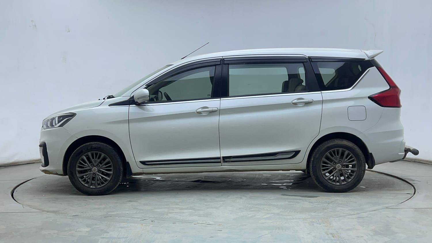 Used 2021 Maruti Suzuki New Ertiga VXi AT Petrol Automatic exterior LEFT SIDE VIEW