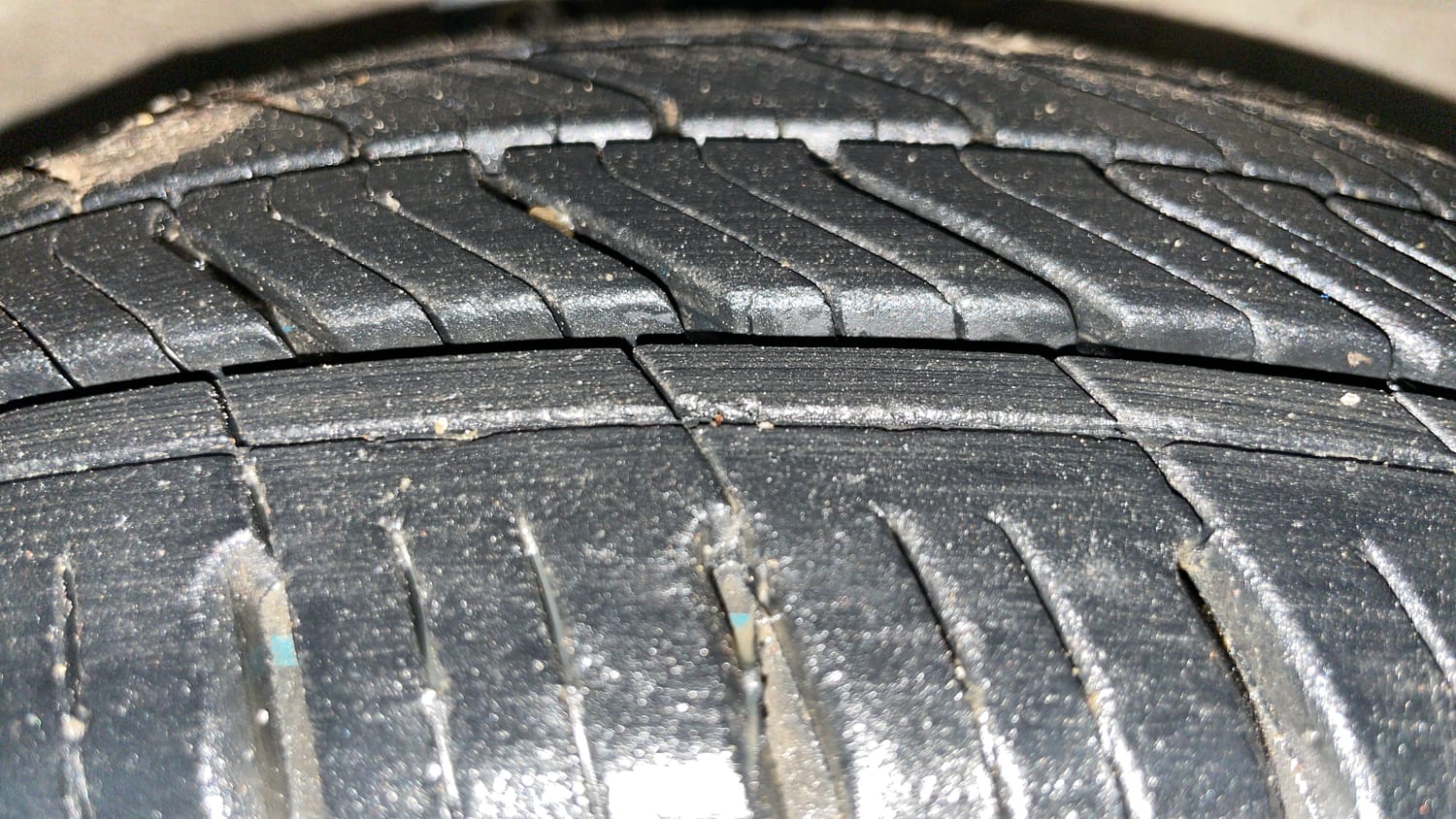 Used 2017 Maruti Suzuki Celerio ZXi AMT Petrol Automatic tyres RIGHT FRONT TYRE TREAD VIEW