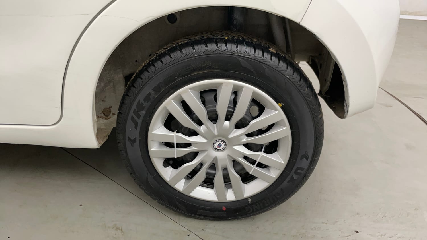 Used 2017 Maruti Suzuki Celerio ZXi AMT Petrol Automatic tyres LEFT REAR TYRE RIM VIEW