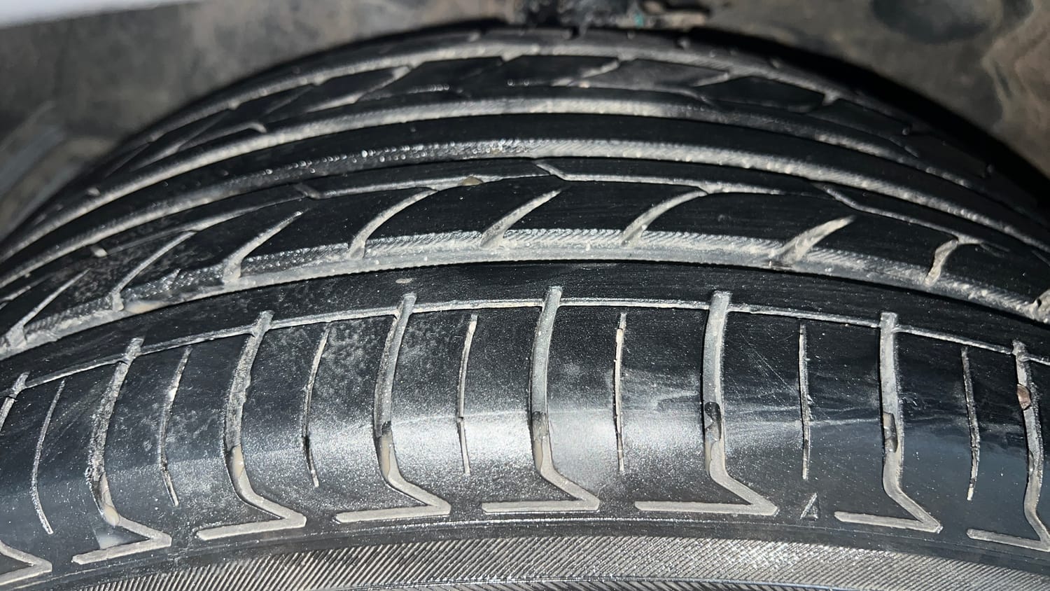 Used 2019 BMW X1 sDrive20d xLine Diesel Automatic tyres LEFT FRONT TYRE TREAD VIEW