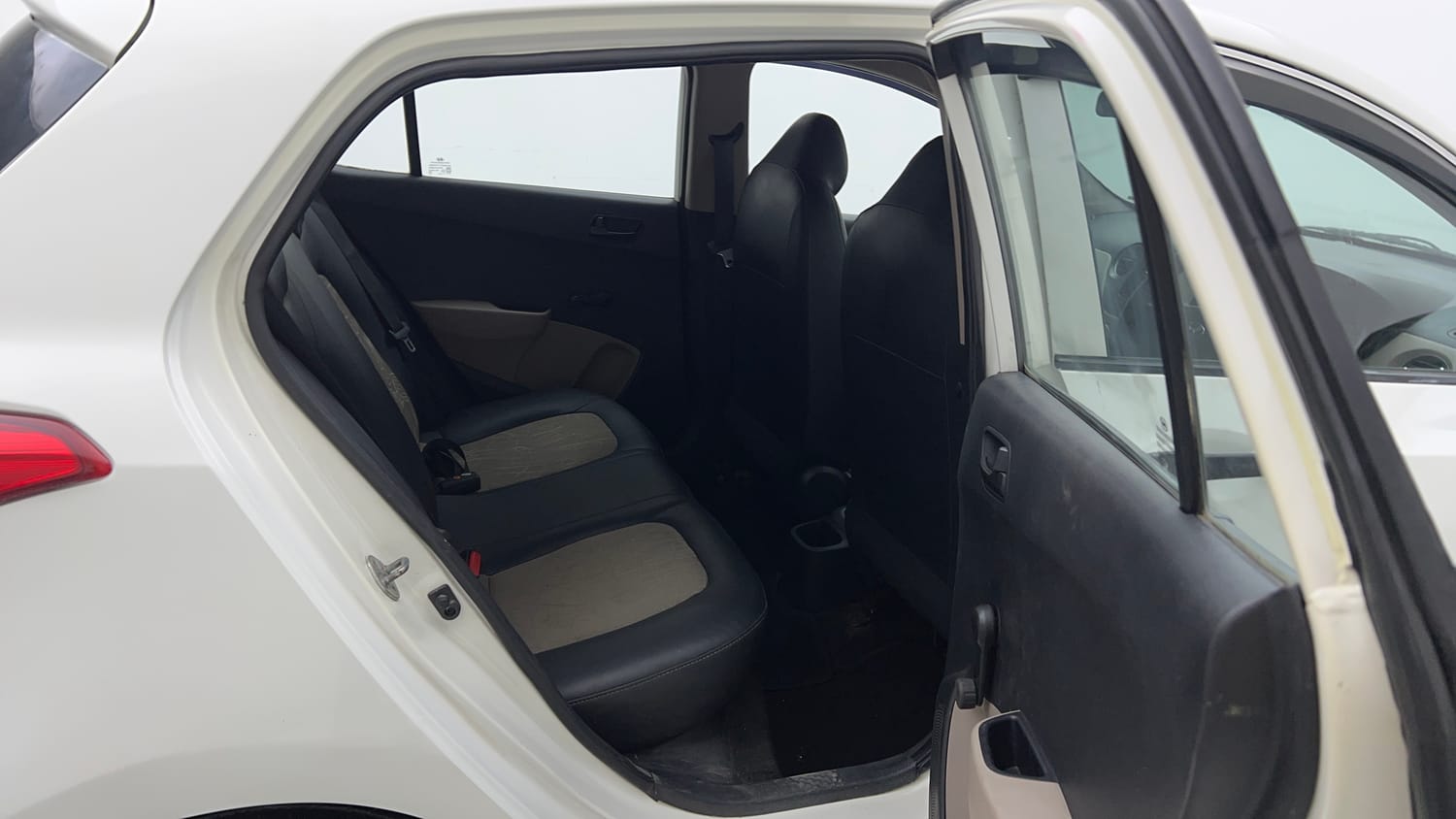 Used 2015 Hyundai Grand i10 Era 1.2 Kappa VTVT Petrol Manual interior RIGHT SIDE REAR DOOR CABIN VIEW