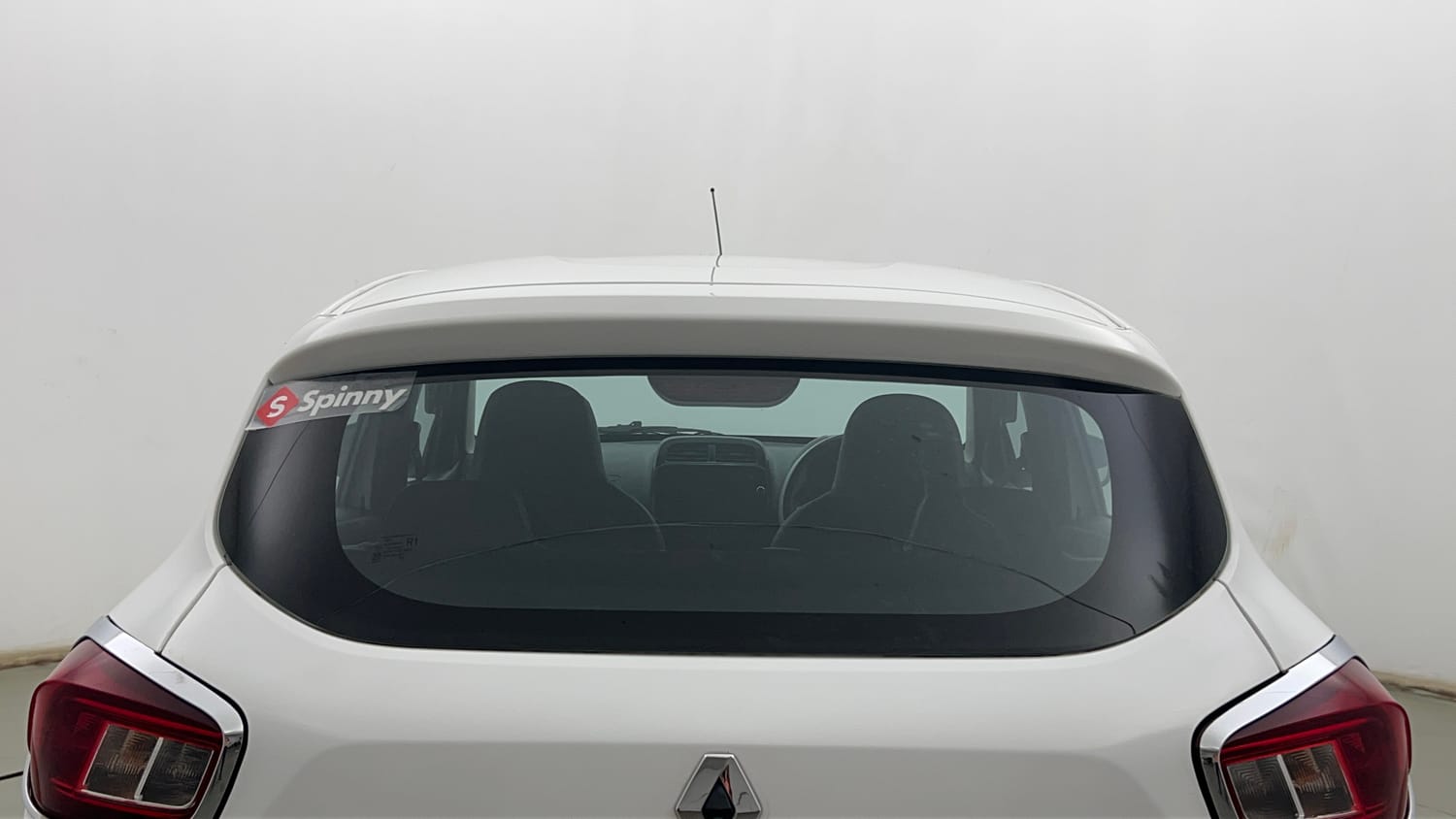 Used 2024 Renault Kwid RXT 1.0L Petrol Manual exterior BACK WINDSHIELD VIEW