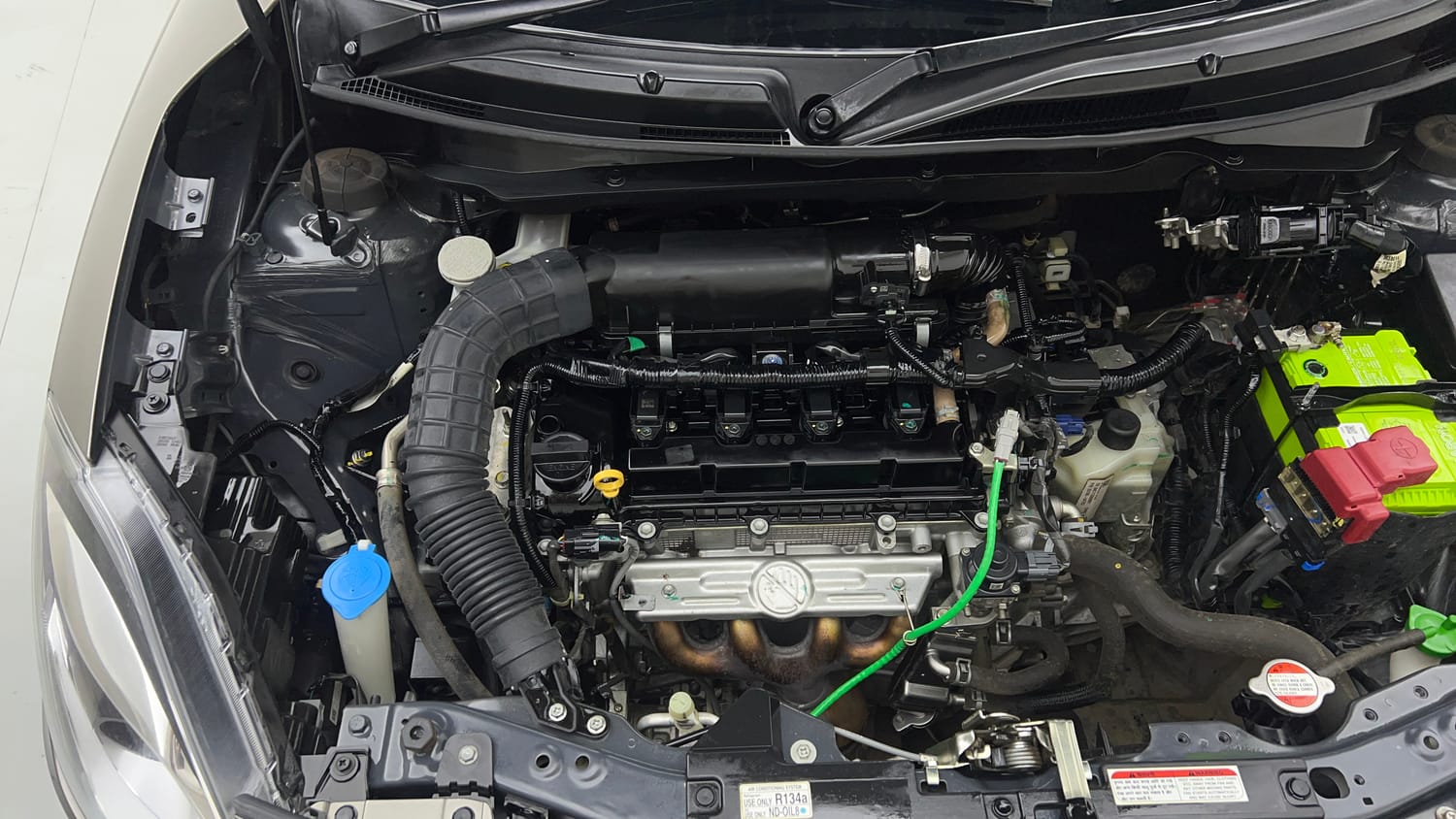 Used 2022 Maruti Suzuki Swift ZXi Plus AMT Petrol Automatic engine ENGINE RIGHT SIDE VIEW