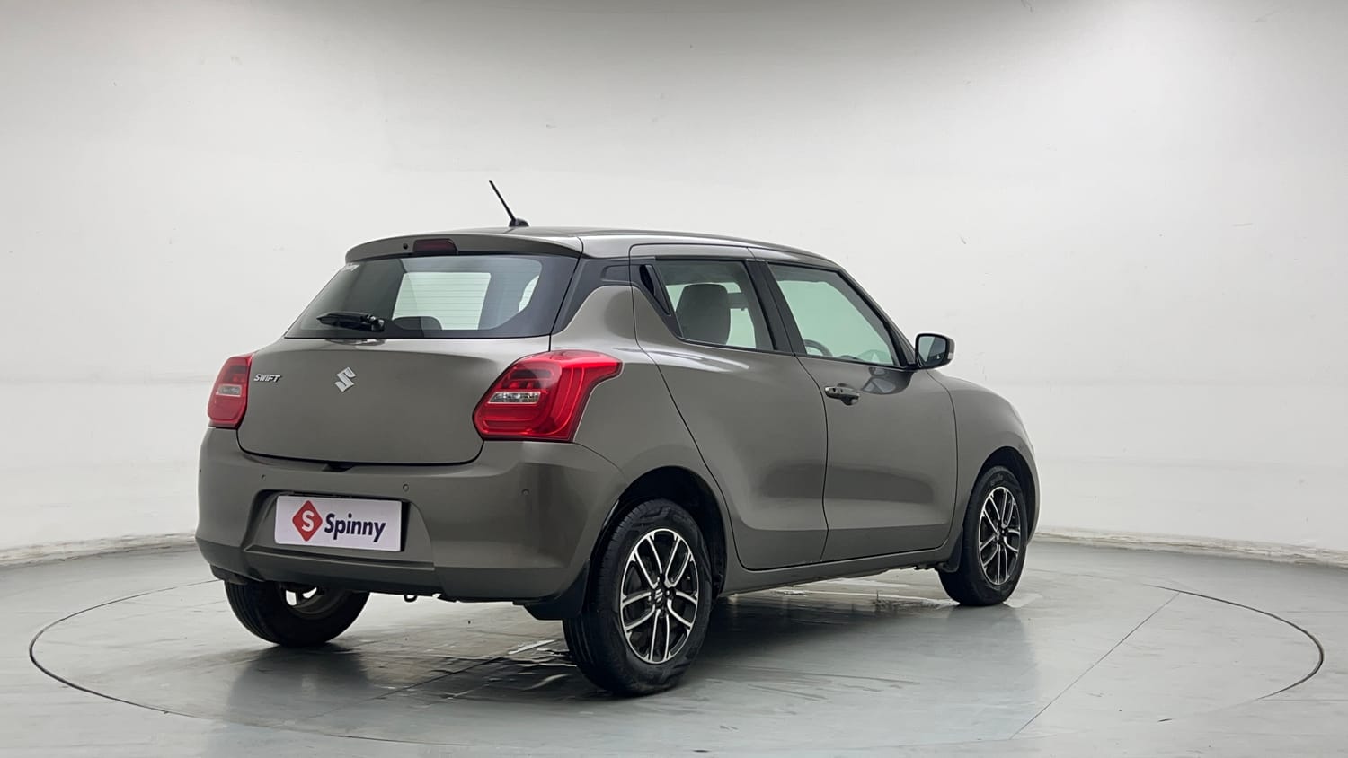 Used 2022 Maruti Suzuki Swift ZXi Plus AMT Petrol Automatic exterior RIGHT REAR CORNER VIEW