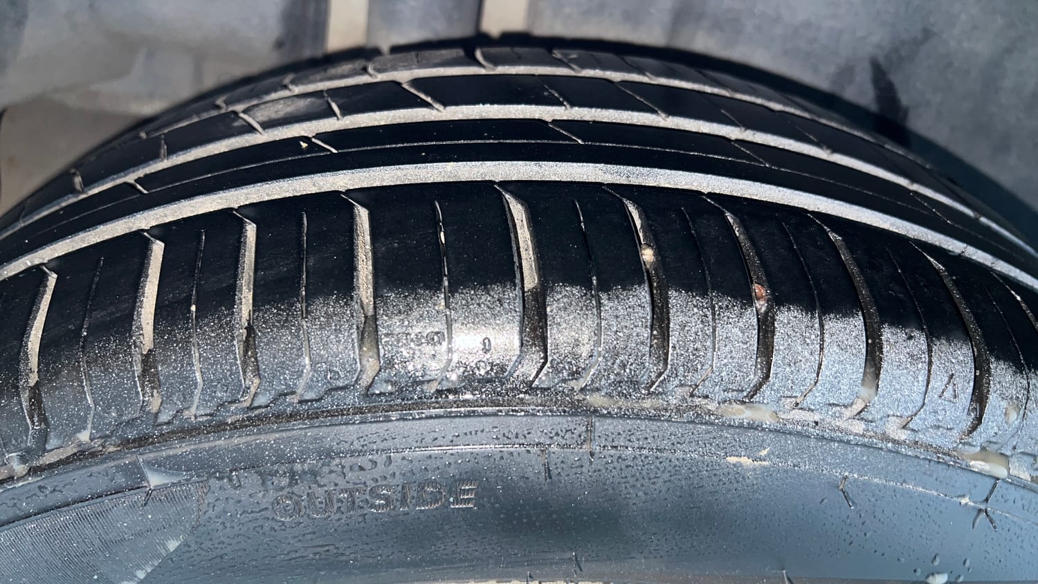 Used 2017 Maruti Suzuki Ciaz Zeta 1.4 MT Petrol Manual tyres RIGHT REAR TYRE TREAD VIEW