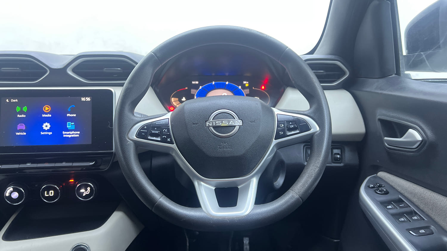 Used 2022 Nissan Magnite XV Turbo Petrol Manual interior STEERING VIEW