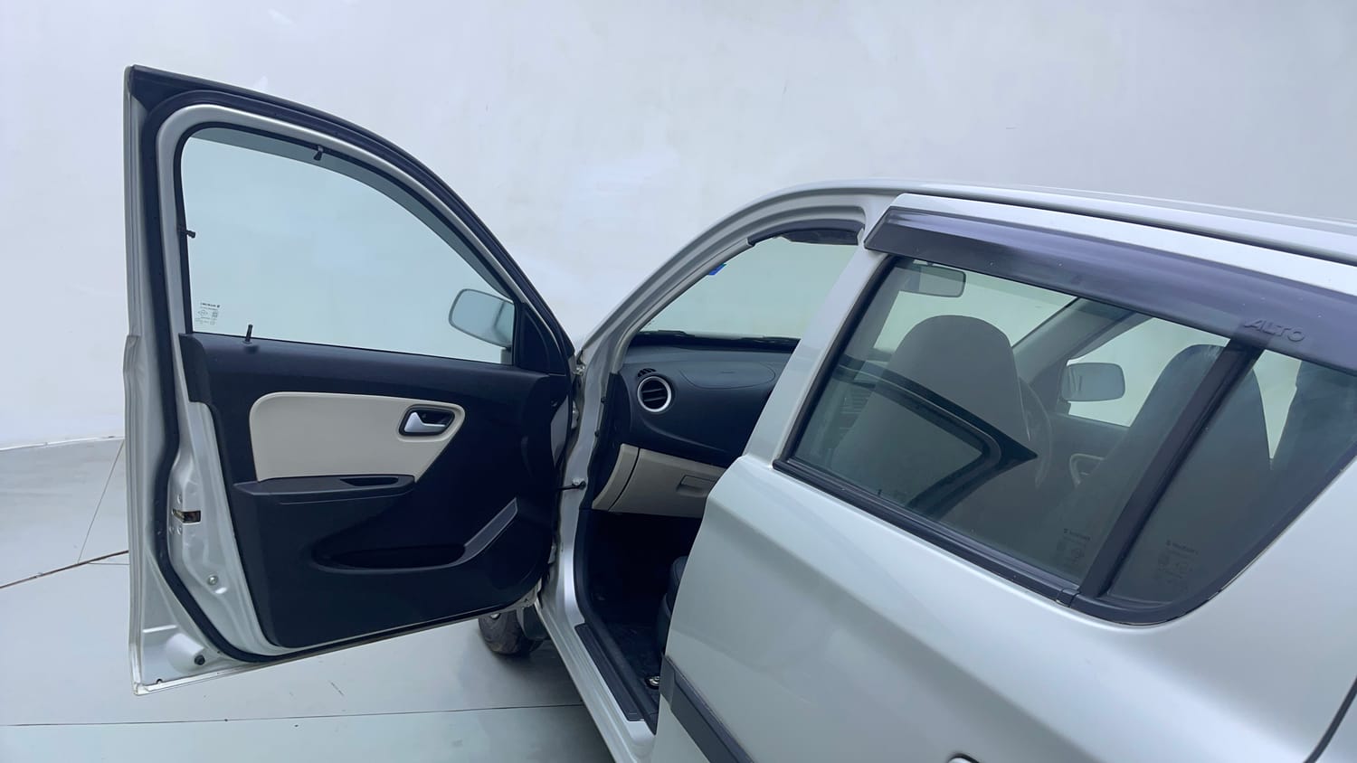 Used 2022 Maruti Suzuki Alto 800 LXi (O) CNG Cng Manual interior LEFT FRONT DOOR OPEN VIEW