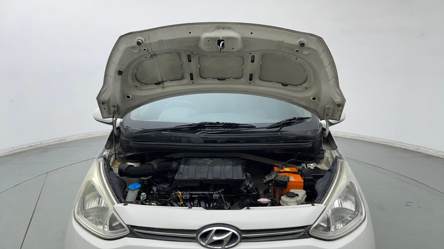 Used 2015 Hyundai Grand i10 Era 1.2 Kappa VTVT Petrol Manual engine ENGINE & BONNET OPEN FRONT VIEW
