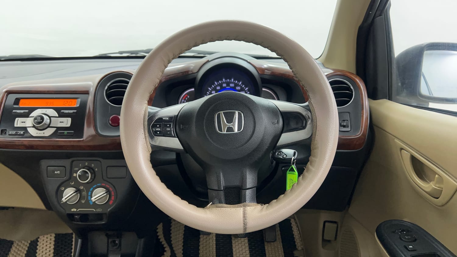 Used 2015 Honda Amaze 1.2 S i-VTEC Petrol Manual interior STEERING VIEW