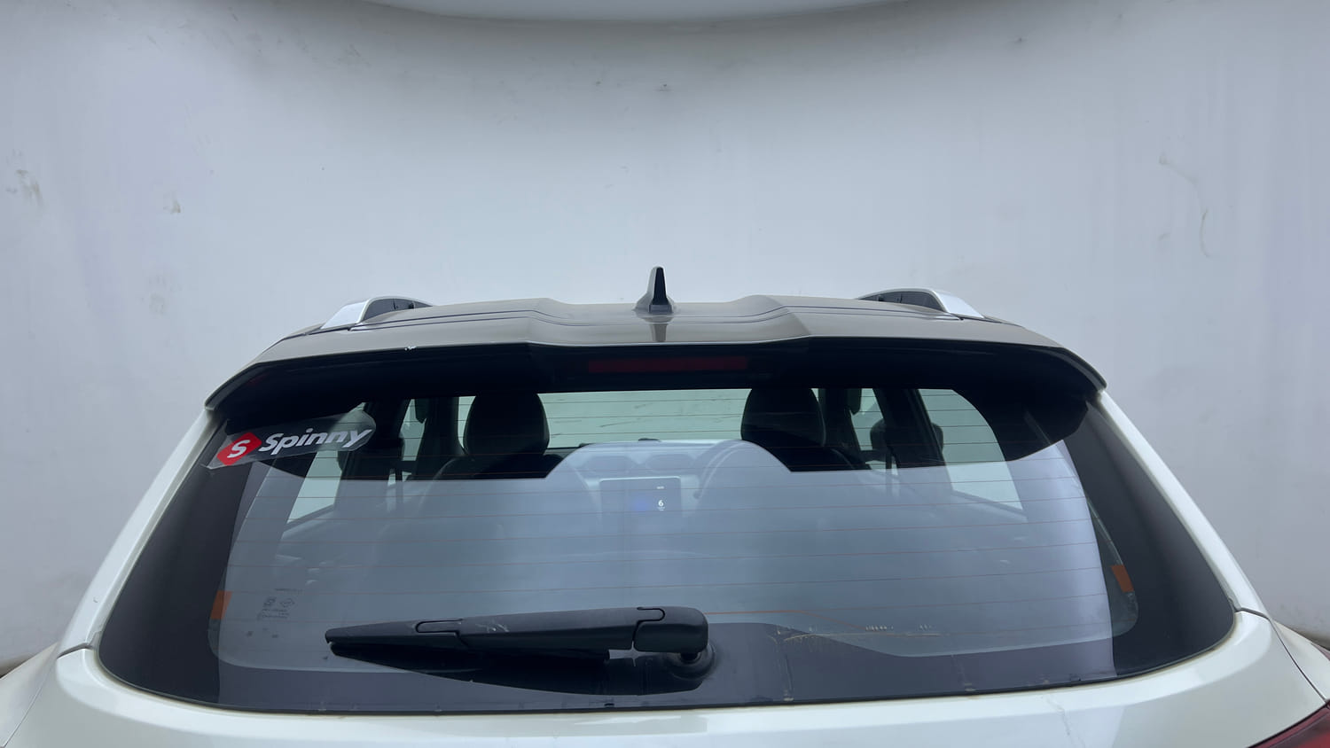 Used 2022 Nissan Magnite XV Turbo Petrol Manual exterior BACK WINDSHIELD VIEW
