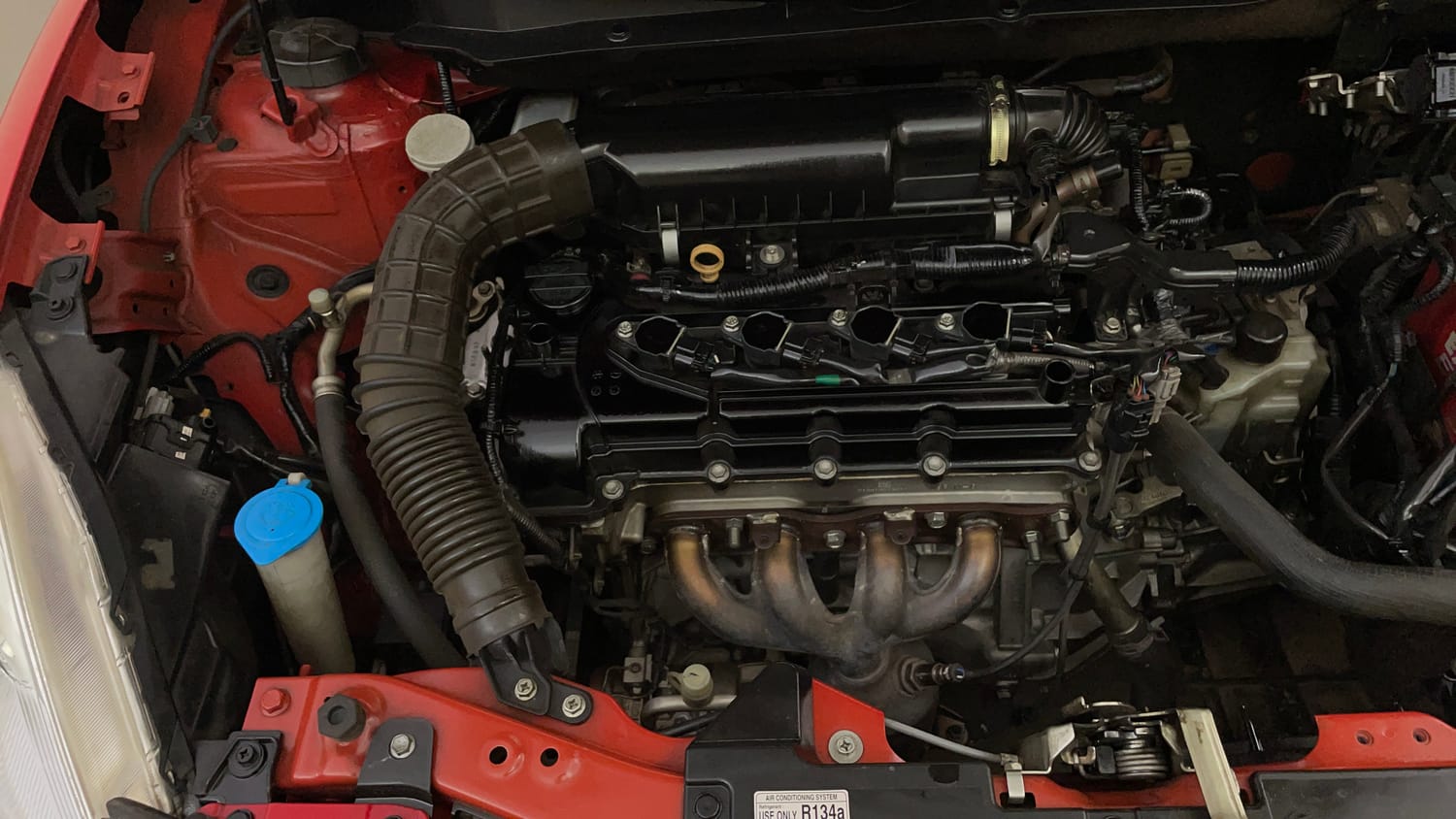 Used 2018 Maruti Suzuki Swift ZXi AMT Petrol Automatic engine ENGINE RIGHT SIDE VIEW