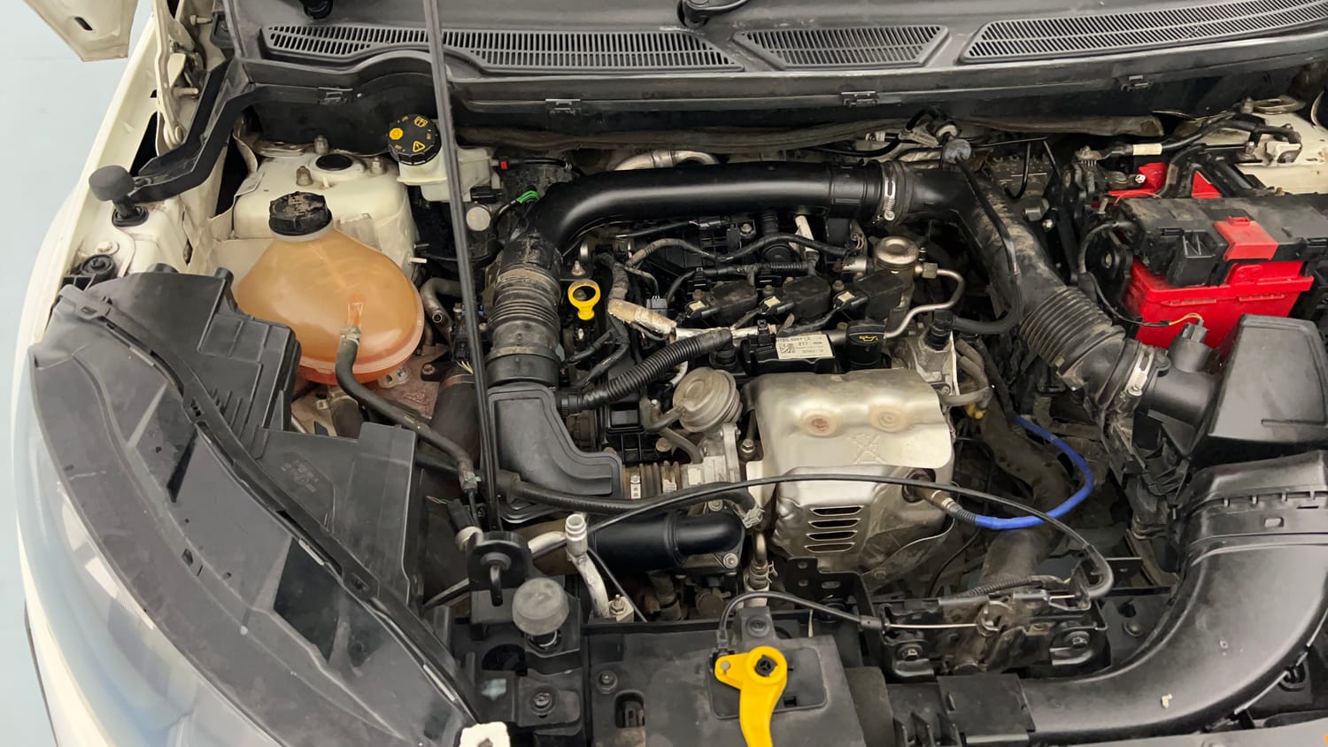 Used 2018 Ford EcoSport S Petrol Petrol Manual engine ENGINE RIGHT SIDE VIEW