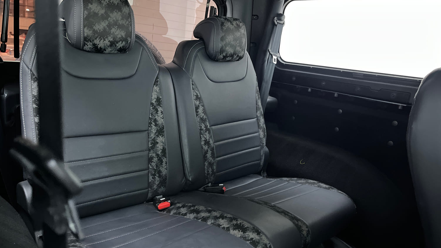 Used 2022 mahindra Thar LX Hard Top Diesel MT 4WD Diesel Manual interior RIGHT SIDE REAR DOOR CABIN VIEW