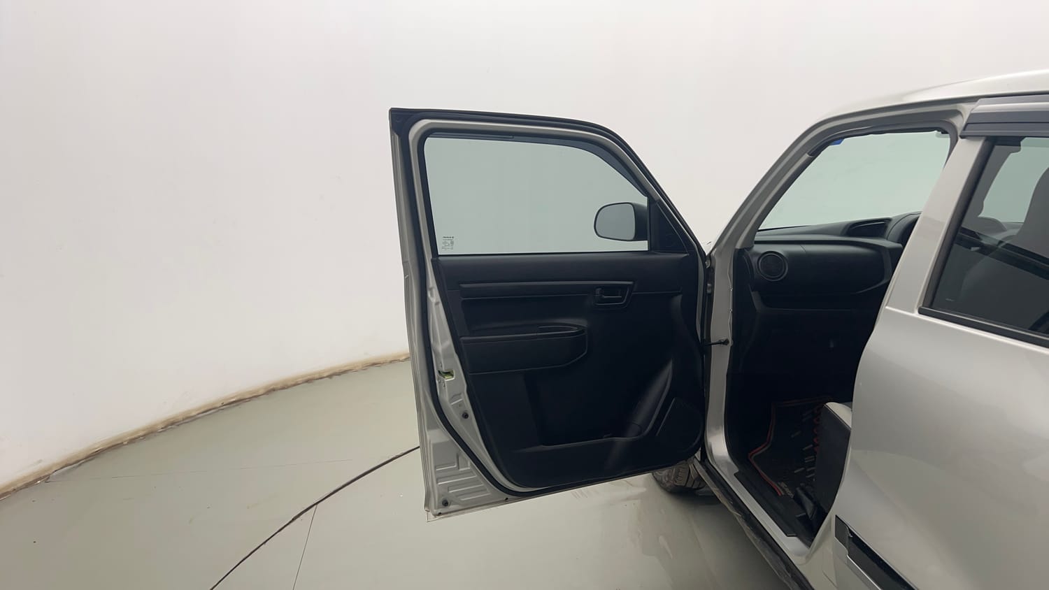 Used 2022 Maruti Suzuki S-Presso VXi (O) Petrol Manual interior LEFT FRONT DOOR OPEN VIEW