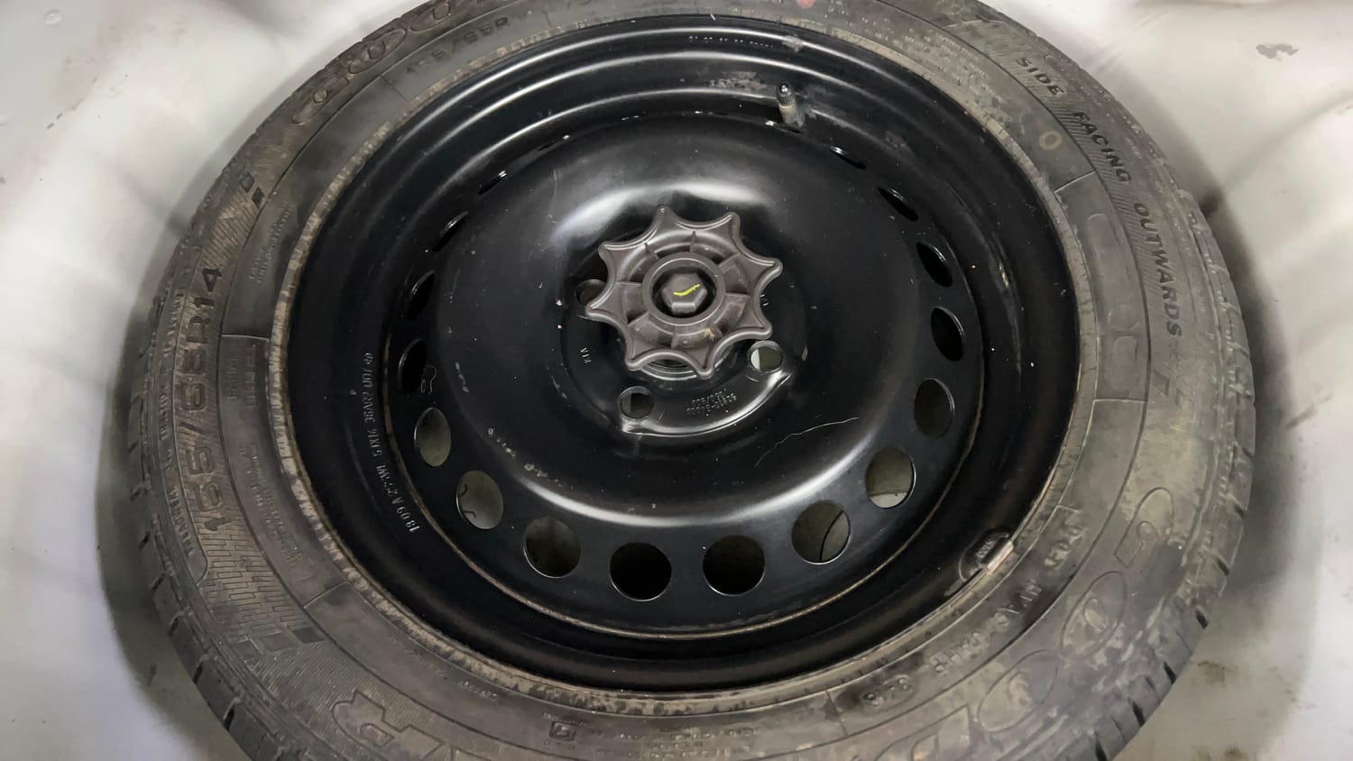 Used 2018 Hyundai Grand i10 Magna 1.2 Kappa VTVT Petrol Manual tyres SPARE TYRE VIEW