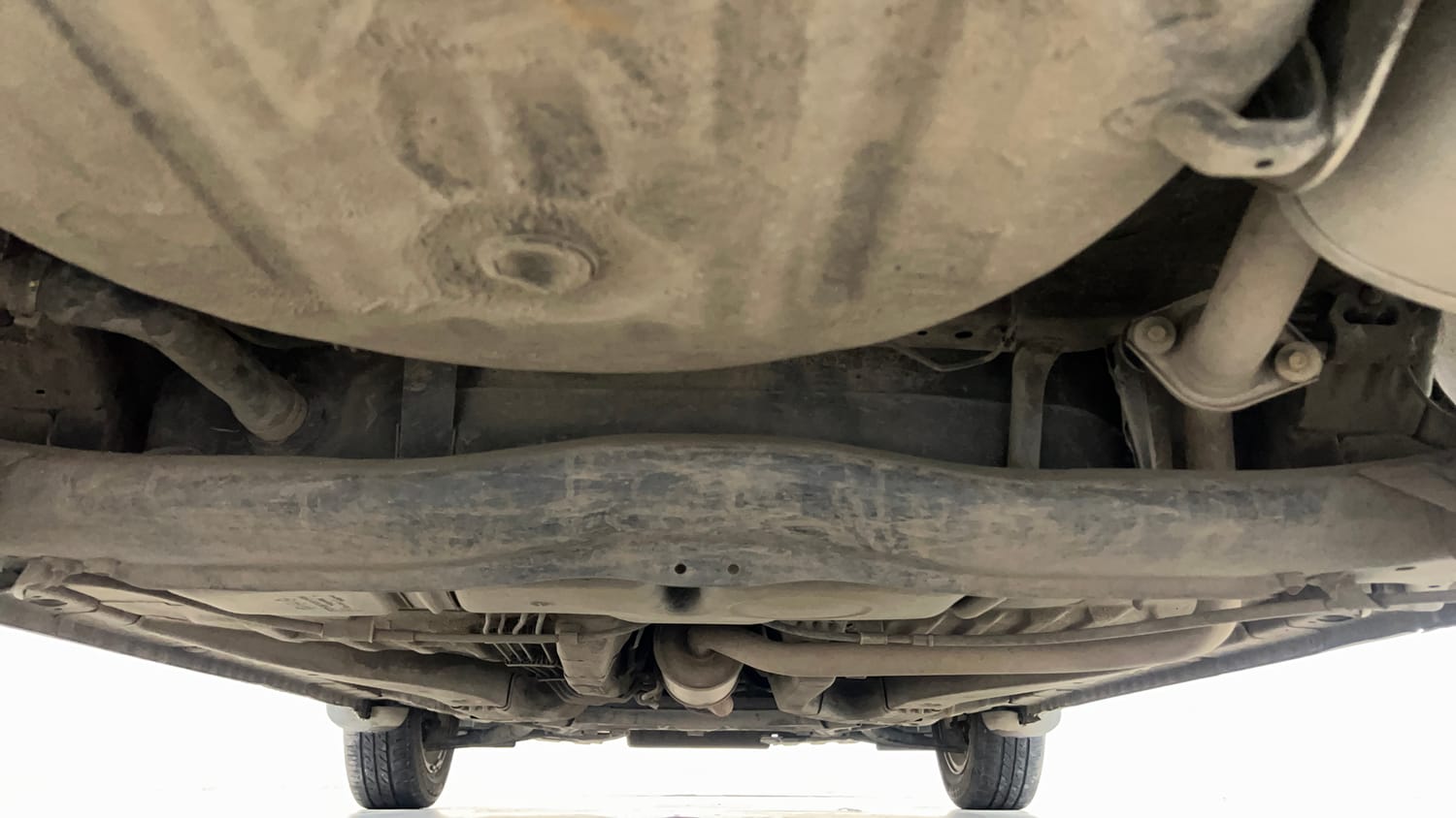 Used 2016 Honda Brio VX MT Petrol Manual extra REAR UNDERBODY VIEW (TAKEN FROM REAR)