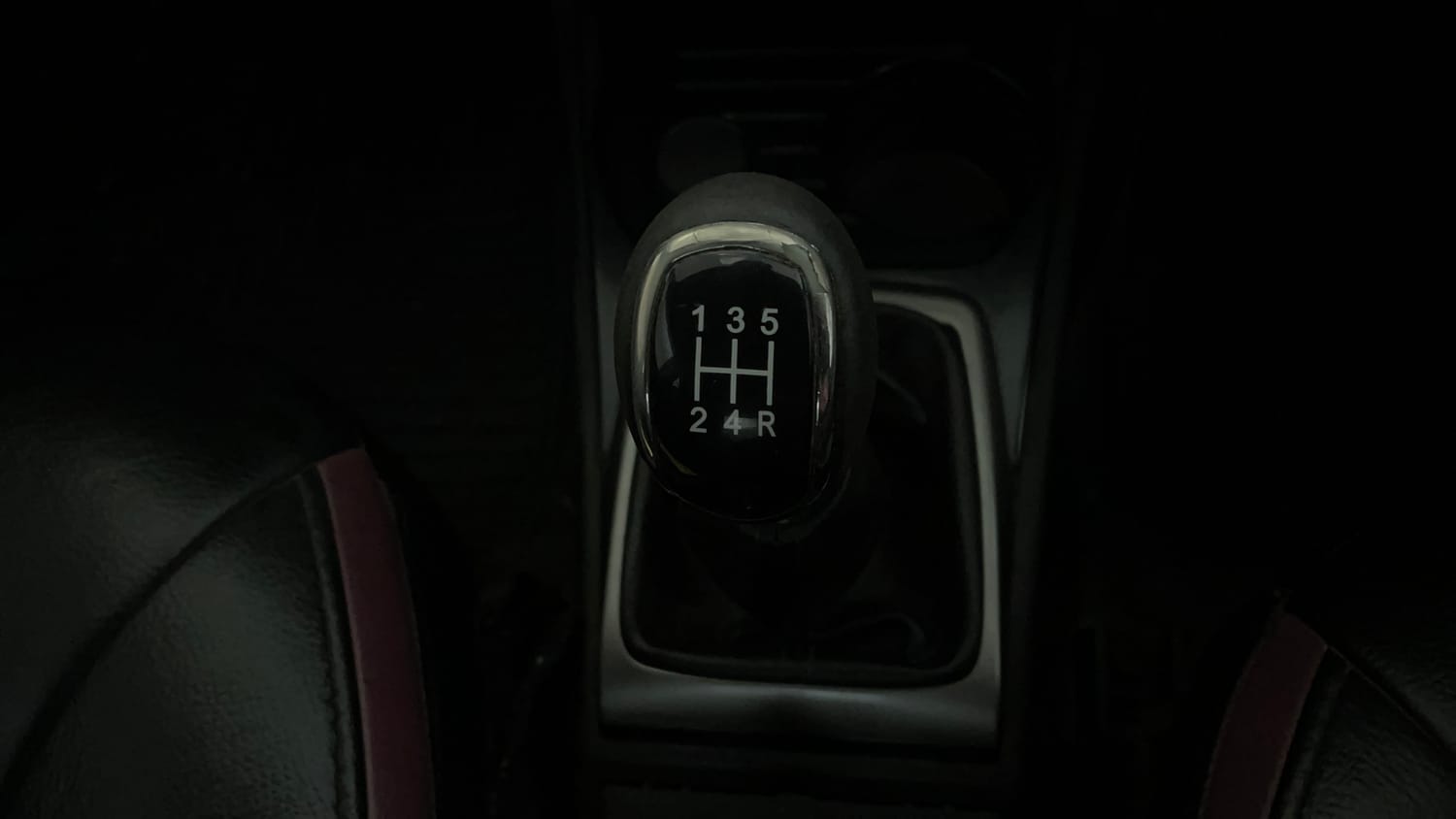 Used 2014 Tata Zest XT Petrol Petrol Manual interior GEAR  KNOB VIEW