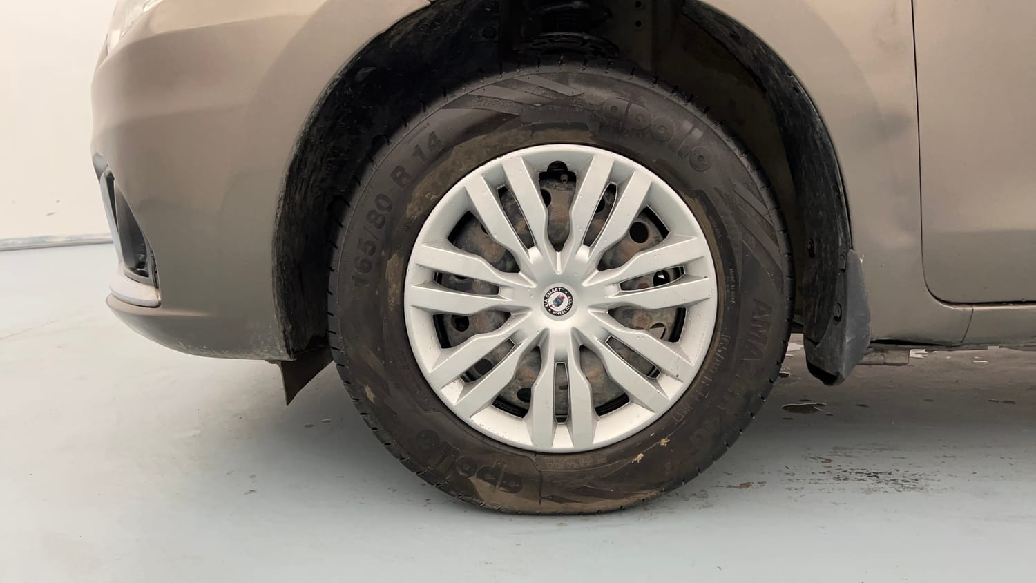 Used 2020 Maruti Suzuki Dzire VXi Petrol Manual tyres LEFT FRONT TYRE RIM VIEW